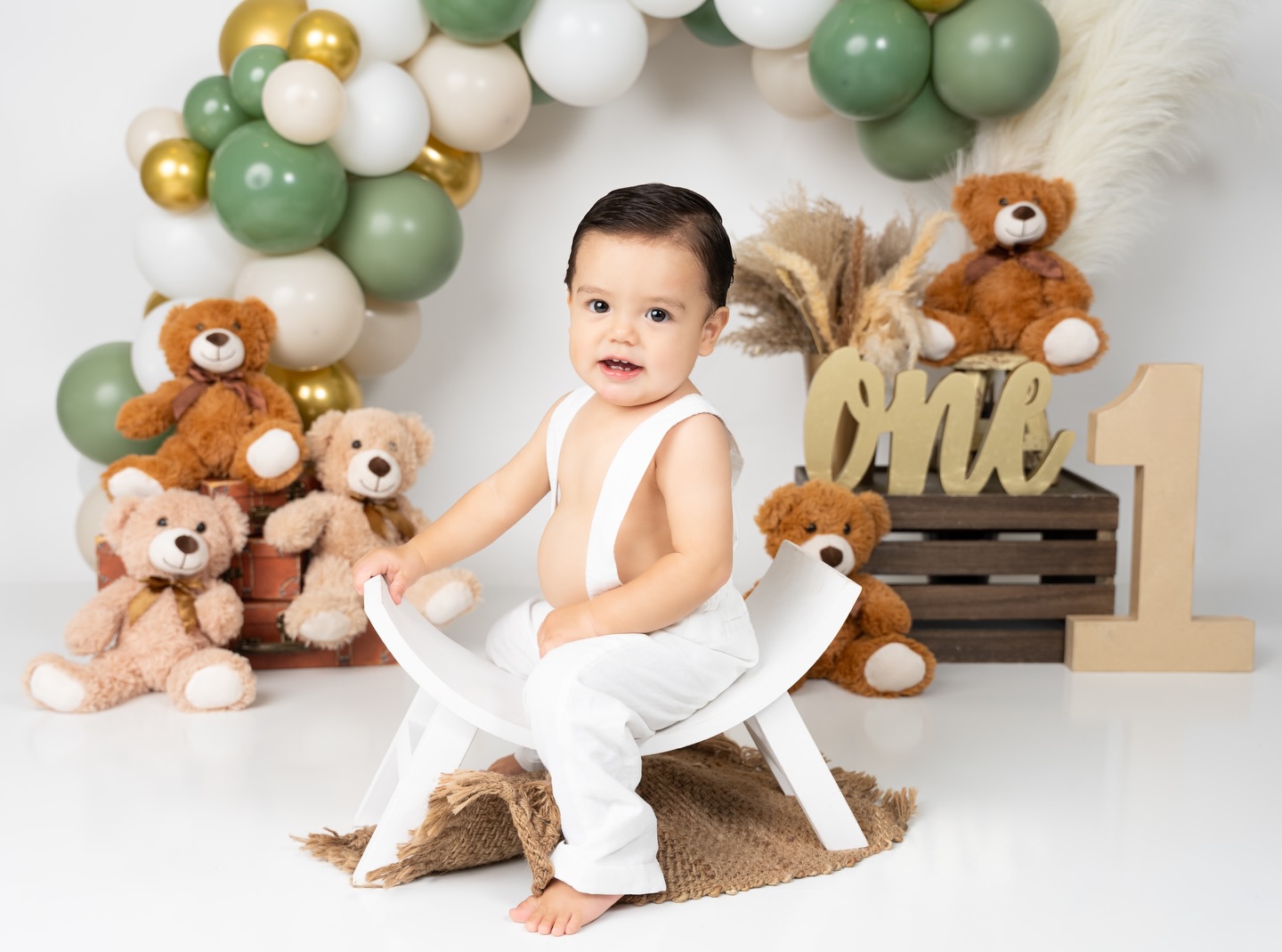 Cake Samsh Photo Session in Orlando, FL ! 🎂
#gorgeouspicturephotographygorgeouspicturephotography #orlandophotography #orlandophotostudio
https://www.gorgeouspicture.com/cake-smash-photo-session