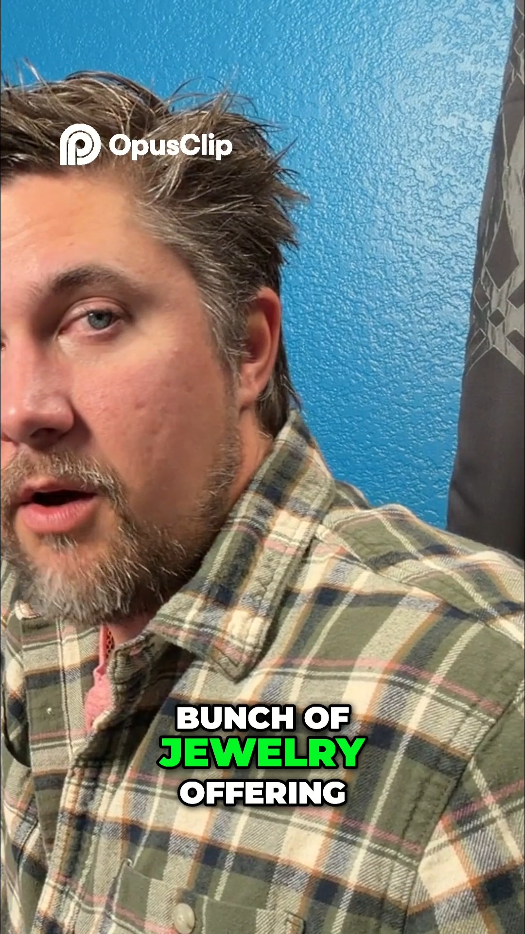 Black gold isn’t what most people think it is.
This short clip comes from a longer video where I break down what black gold actually is, how it’s made, what wears over time, and what you should know before buying black gold jewelry.
👉 Watch the full explanation here:
https://youtu.be/6GzDnudycJk
If transparency matters to you when buying jewelry, this one’s worth your time.