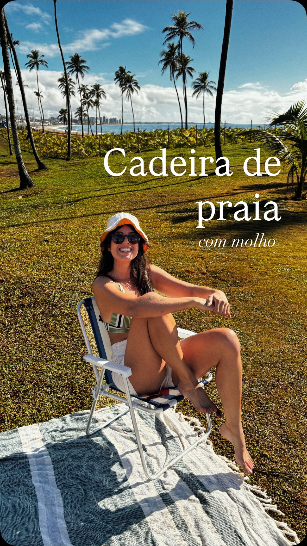 Alguma cadeira de praia por aí precisando de um molho pra esse verão?
✸
Acrílica s/ Cadeira de Praia 🏝️
Para @soulgess
Verão 2026
#verão2026 #cadeiradepraia #acrilica #pintura