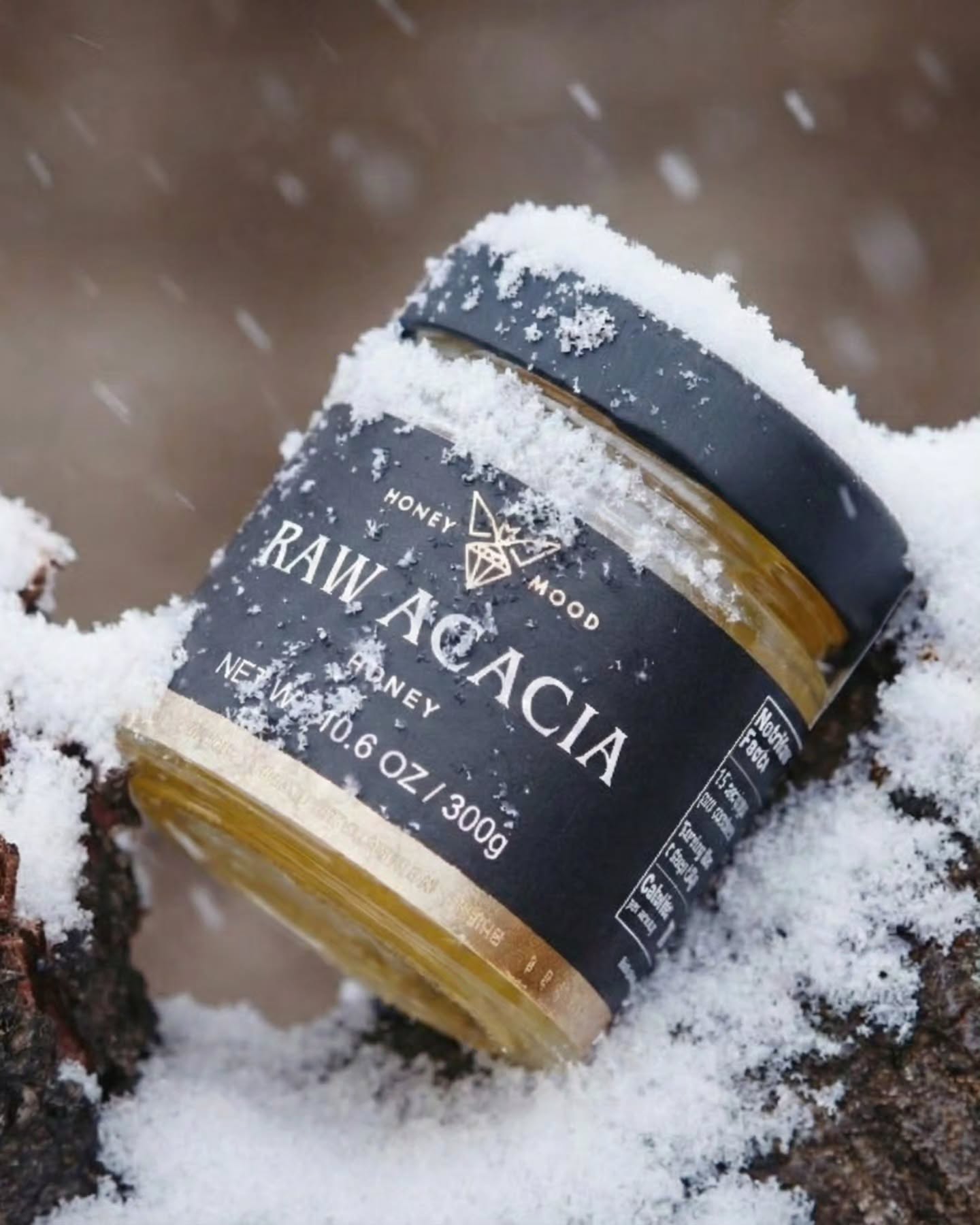 Cold outside - golden within.
Honey Mood® - Real Honey. Real Moments.