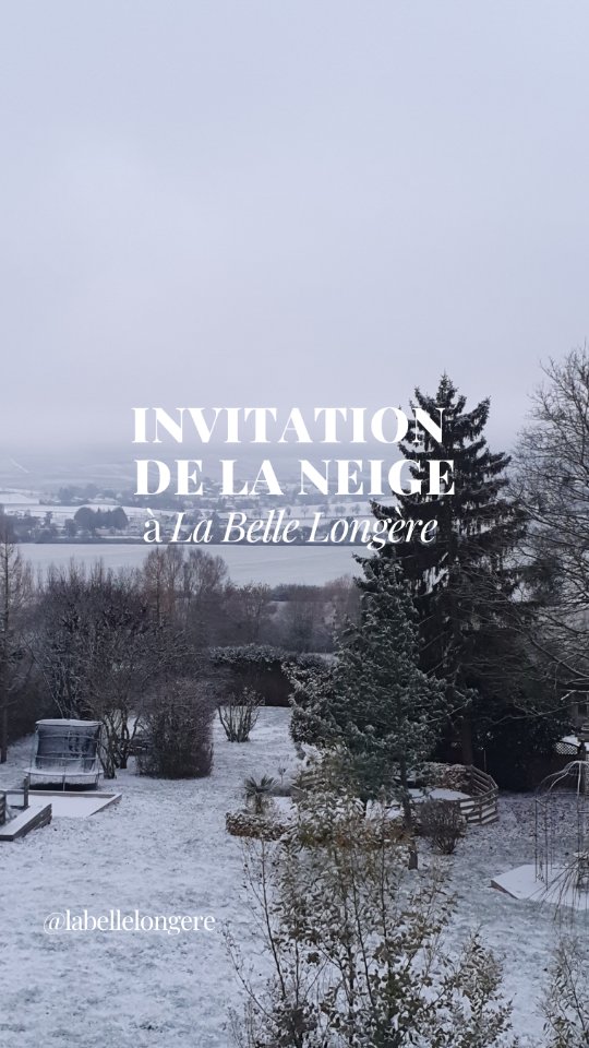 Ce n'est qu'un fin manteau blanc, mais il a le don d'insuffler une once de magie en tout lieu... 💫❄️
Nous nous réjouissons de l'arrivée de la neige à @labellelongere !
(Neige et magie saison Hiver à La Belle Longère, gîte meublé de tourisme 3 étoiles au milieu des vignes de Champagne, location saisonnière et événementiel, réservation directe pour séjours en famille kids friendly et entre amis, organisation retraites et expériences bien-être...)
https://www.labellelongere.com