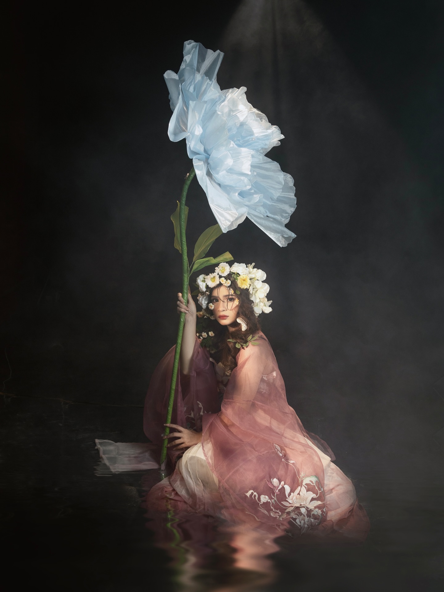 may we all find the beauty in everything we do.
#fineartportrait #fineartphotography #portrait #photoshoot #photography