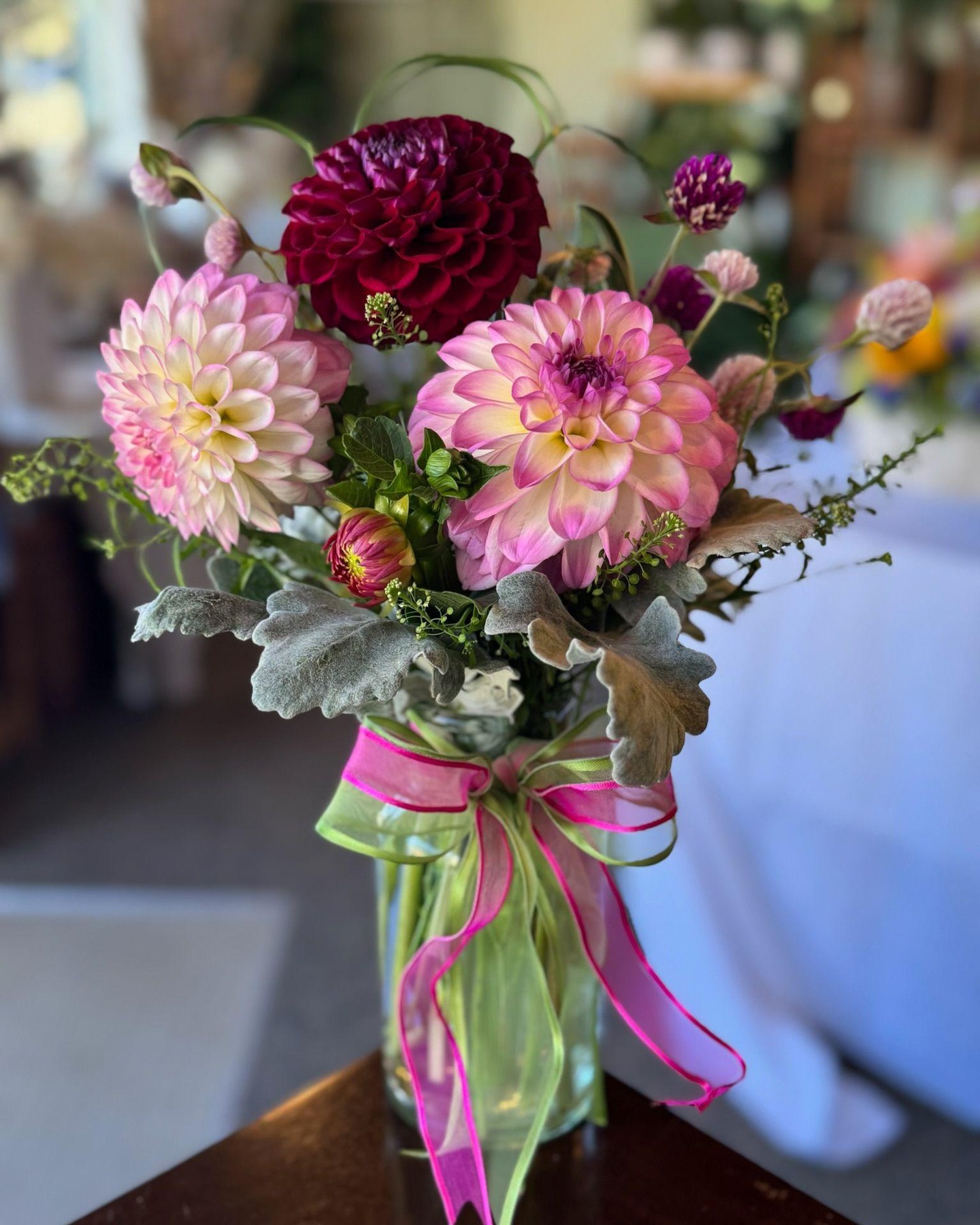 These beauties never disappoint --
Let us help you make someone feel special today by creating a bouquet as unique as them!
Check out our best deals for the season here:
https://flowerstationtc.myshopify.com/