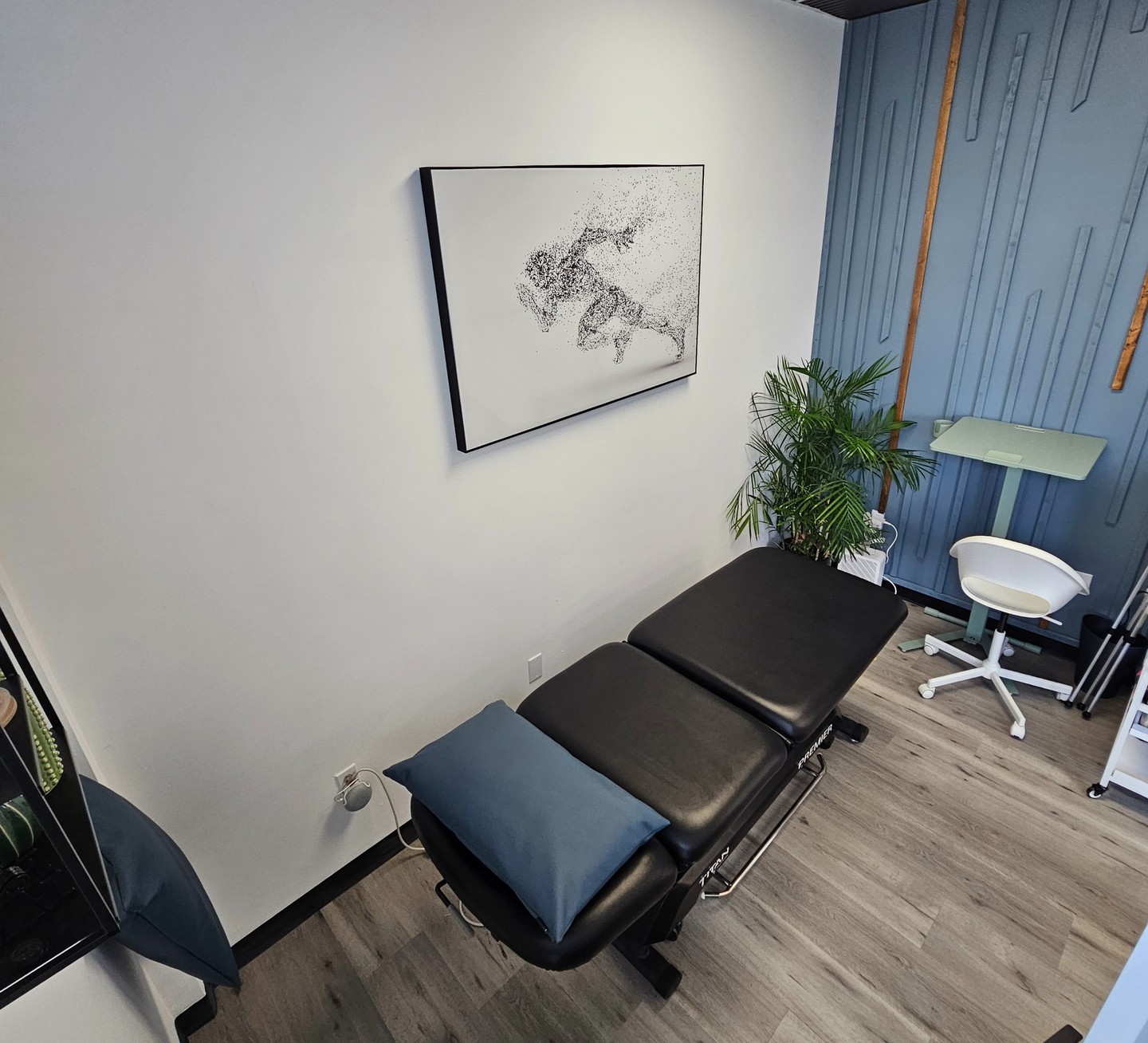 Discover the power of bodywork at Plunge Boston, right here in Saugus, MA! Whether you’re managing stress, healing from injury, or just need some deep relaxation, our tailored sessions help improve mobility, relieve tension, and boost your recovery. Ready to feel refreshed and balanced? Book your appointment today and experience professional care designed just for you! ✨💆♂️💪 Link in bio! #Recovery #WellnessJourney #SaugusMA #BodyworkTherapy #Massage #Relaxation #ActiveLifestyle #PlungeBoston