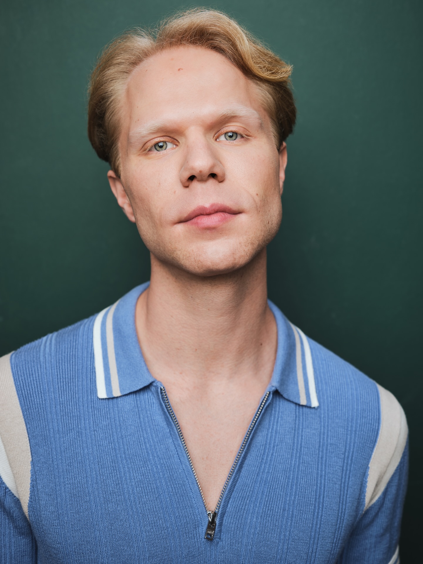 couldnโt pick a caption:
โnew year, new shotsโ
โit was time for an updateโ
โwhoโs hiring?โ
Thank you @juliannamcguirlphoto and @carlymooremua for this incredible shoot and these gorgeous photos ๐
๐ธ: @juliannamcguirlphoto
๐: @carlymooremua