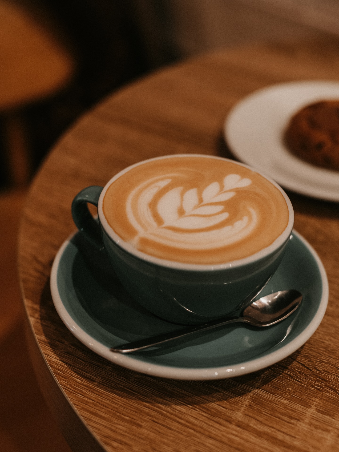 Les fêtes sont terminées, il est temps de reprendre le rythme ☕️
Et, quoi de mieux qu’une pause café pour bien redémarrer ?
Petit arrêt chez @vanim_aix, une adresse locale comme on les aime à Aix-en-Provence.
Et vous, vous êtes plutôt team café ou team thé ? 👀
#AixenProvence #photographeaix #photographe
—
Commerçants et indépendants d’Aix-en-Provence, je vous aide à valoriser votre activité en images 📸
👉 Contactez-moi
Mes offres professionnelles évoluent cette semaine: et spoiler, il y aura une formule Photo + Instagram. Restez connectés. 🤎