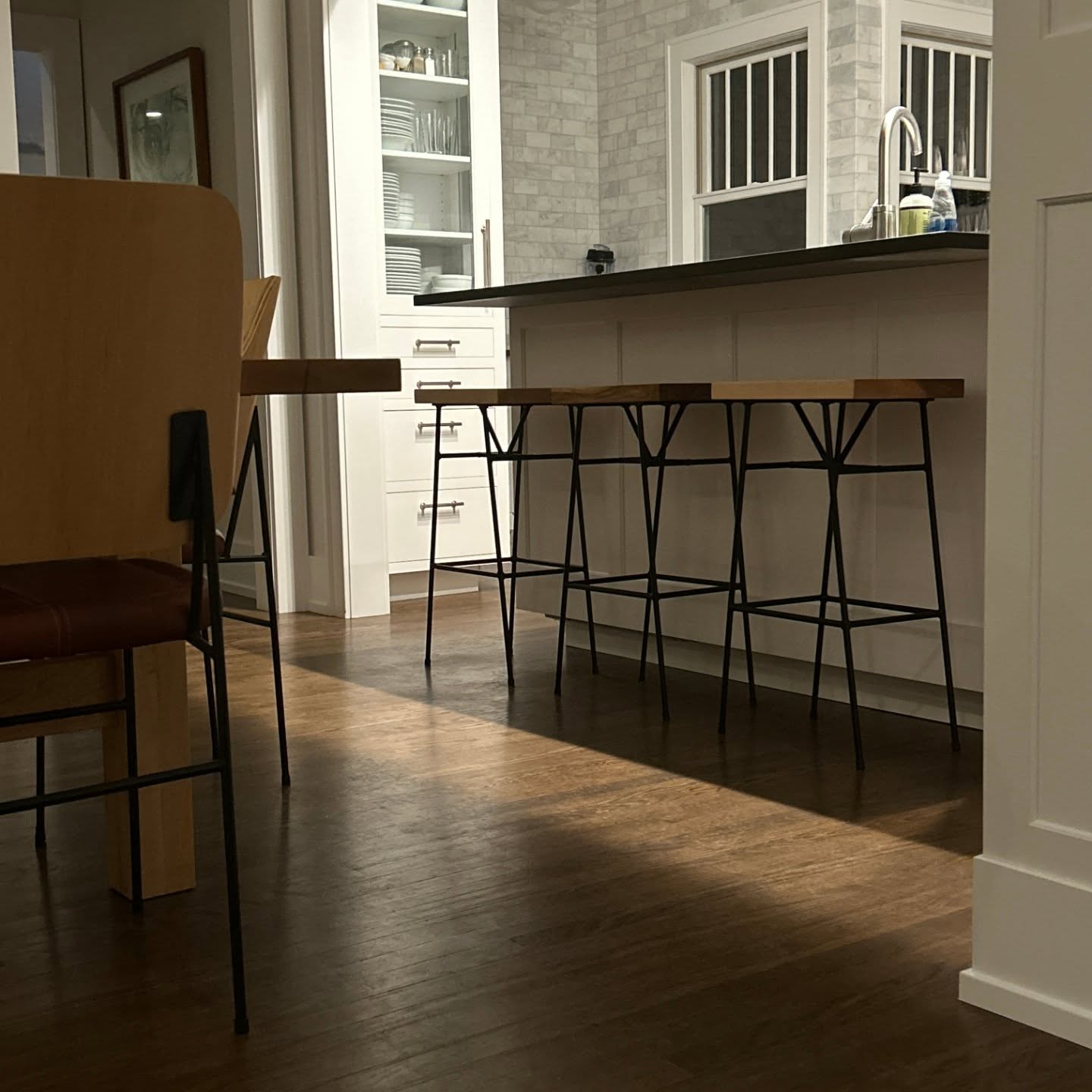Custom maple kitchen bar stools for a friend and neighbor with subtle details that nods to other adjacent furniture...
#custommade #customfurniture