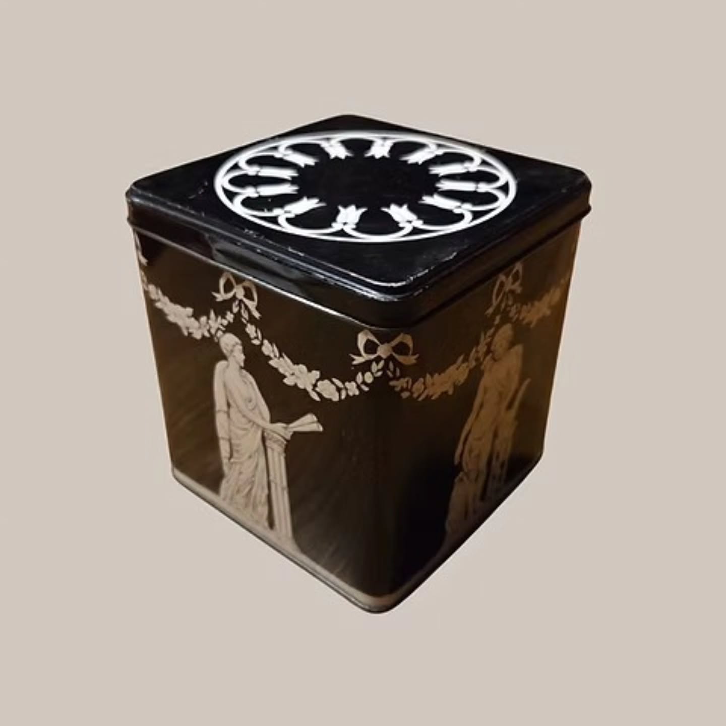 Vintage Decorative Storage Tin – Walter Williams & Co (London) Ltd Tea Tin | https://share.google/fLHLyMi1EmS02yiTt