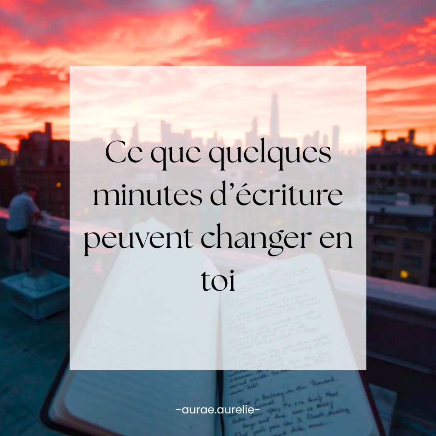 Le journaling n'est pas une solution magique.
C'est un espace sûr, personnel et évolutif, où tu peux être vraie. En écrivant tout ce que tu ressens, ce qui te bloque, ou ce qui te passe par la tête tout simplement.
Il soutient l'autonomie, permet de ralentir, d'entendre les besoins du moment, et de repérer les schémas sans se juger.
Tu peux l'utiliser quand tu en as besoin...
Et le laisser quand ce n'est pas le moment.
L'essentiel c'est revenir à ce qui te fait du bien et surtout rester à l'écoute de toi.
Ps: et c'est aussi l'occasion de se faire plaisir au rayon papeterie 🤫🙃
✨️
Je suis Aurélie, énergeticienne ancrée dans la réalité et subtilement connectée.
J'aide les femmes qui doutent d'elles-mêmes à se libérer de leurs blocages émotionnels pour oser à passer à l'action.
Sur ce compte, je te montre comment sortir de ton autosabotage, en douceur et avec clarté.