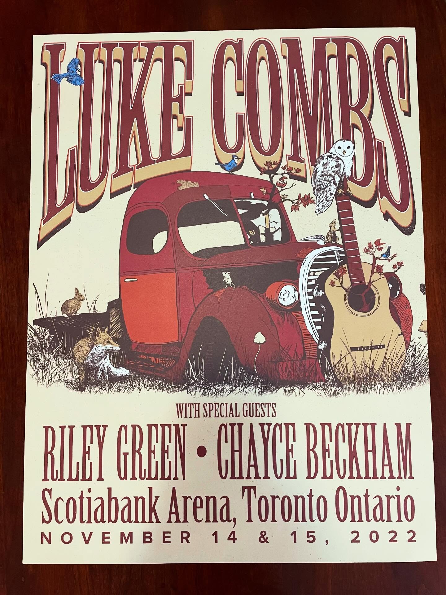 A few years ago I got to illustrate / design a poster for @lukecombs Toronto show in 2022. I did 2 versions, a red and blue, each 6 colour screen print. I really love projects that utilize old techniques. Hand done illustration, hand pulled screen print really makes for something you want to keep and collect. It’s hanging at Scotiabank Arena if you are ever walking the hallways. #graphicdesign #toronto #musicposter #illustration #artist