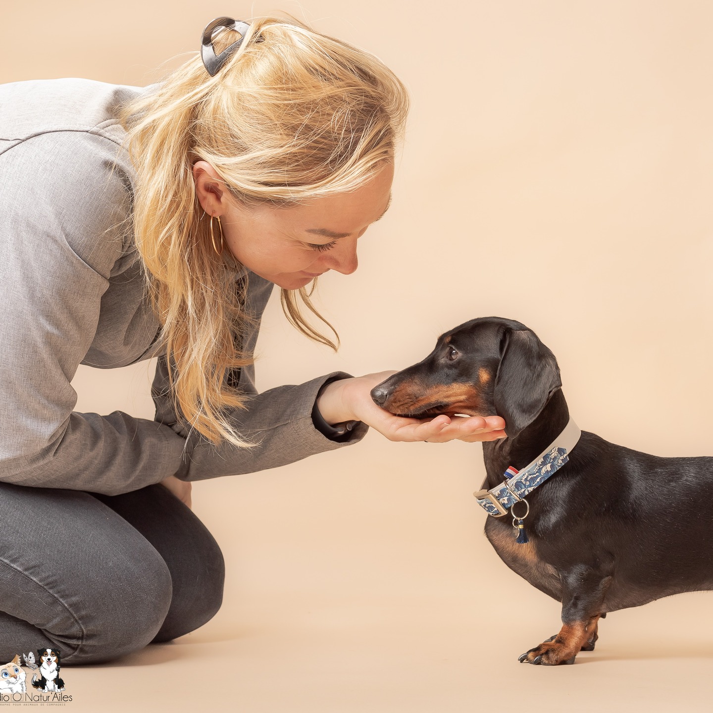 🔥 Commander sur L’Atelier Eko, c’est :
🐾 soutenir l’artisanat français,
🐾 accéder à une boutique e-commerce artisanale simple et intuitive,
🐾 offrir à son chien des accessoires faits main et personnalisables,
🐾 profiter de l’expertise d’une créatrice issue du milieu vétérinaire,
🐾 faire un achat responsable, éthique et durable.
Alors, qu'attendez-vous pour nous rejoindre?
#lateliereko #artisanatfrancais #artisanat #madeinfrance #faitmain #collierbiothane #doglovers #teckel #teckellove #sausagedogcentral