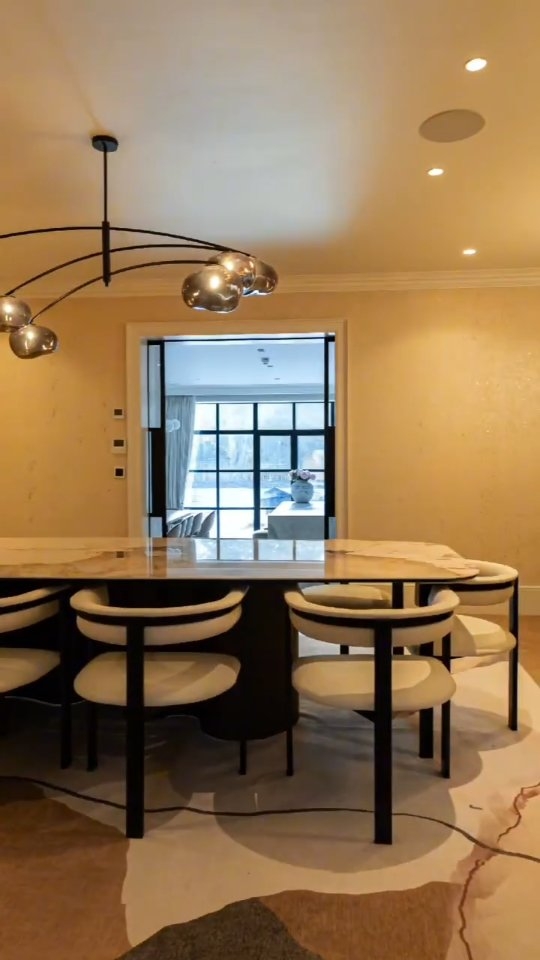 Wimbledon Project: Completed. ✅
9,000+ sq. ft. of bespoke luxury, featuring a stunning new subterranean pool and cinema pavilion. From complex engineering to the finest interior finishes, this is Design and Build at its highest level.
Check out the final results! 🎥👇
The Professional Team:
Contractor: @hira_construction
Architect: @archerarchitects & @lewis.stroud.architects
QS: @magnitudeqsltd
MEP: @mwl_group
Structural Engineer: @elite.designers
Interior Design: @caballero_interiors