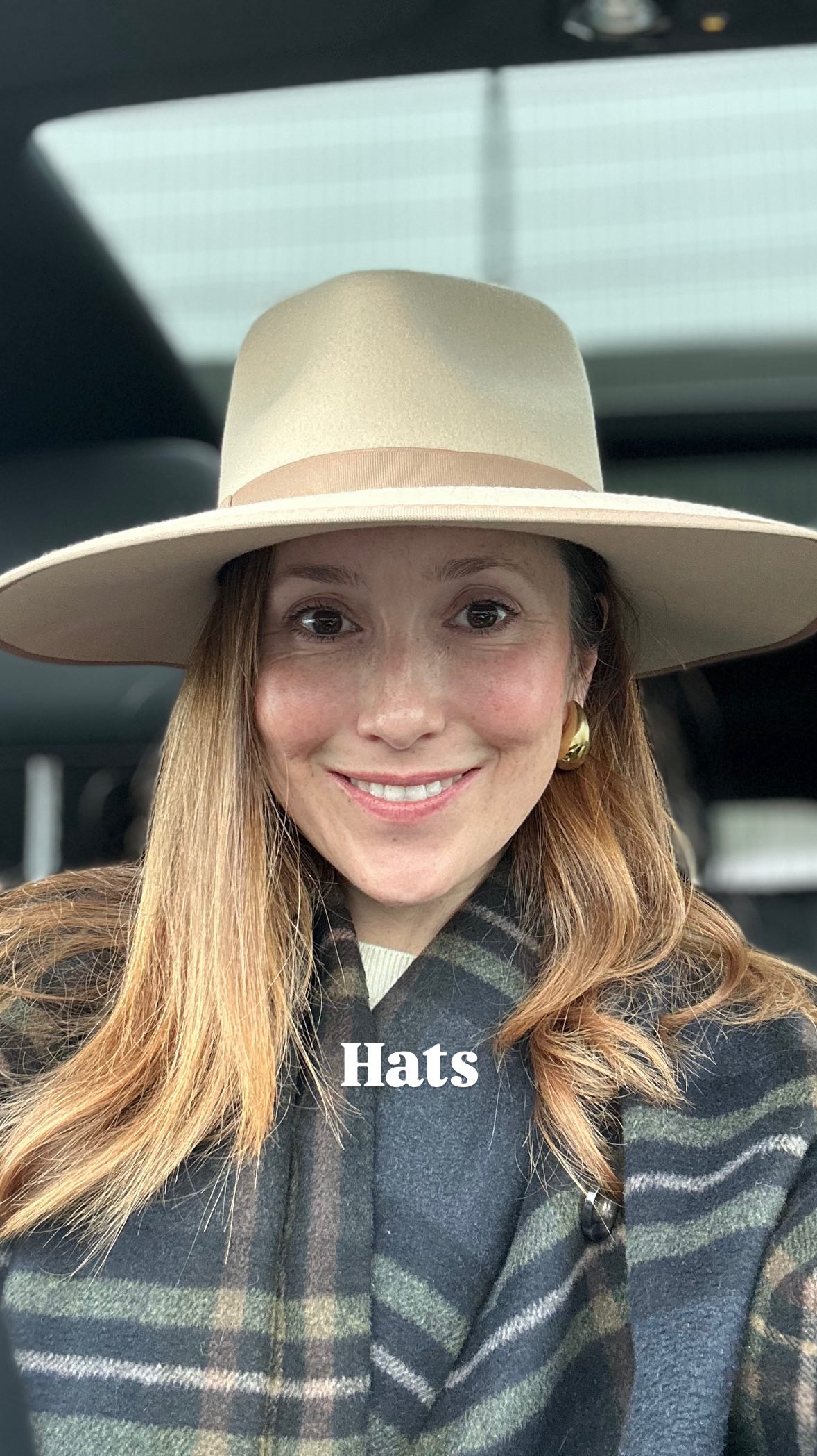 Are you dressing to blend in?
Does accessorising seem like a bit “much?”
Have you even discovered your own personal style yet?
Let’s talk about it!! 🥰
#personalstylist #personalstyle #lackofcolor