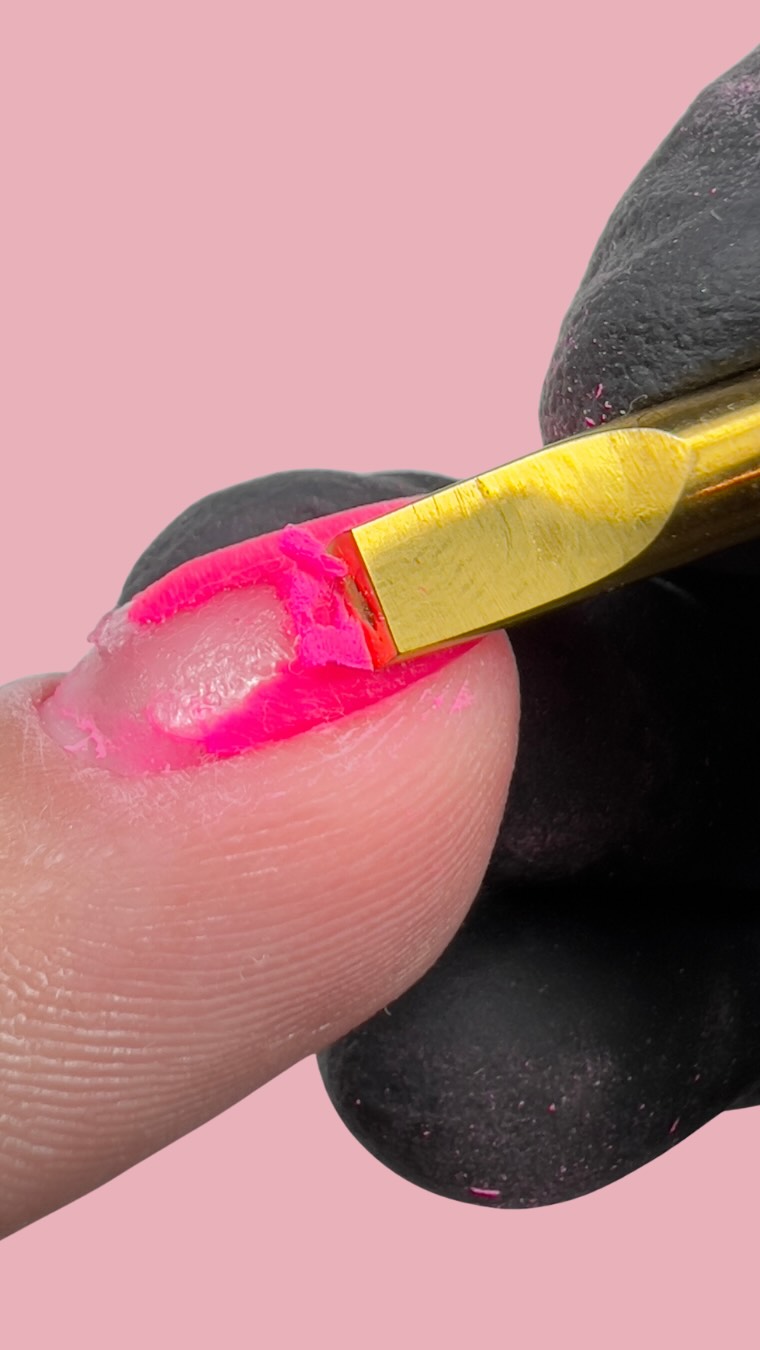 Controversial take: I will remove another tech’s work! 💅✨
Here’s why:
1️⃣ The client might not want to return to the original nail tech.
2️⃣ The client might not be able to return to their original tech.
3️⃣ I know I can safely remove the product without damaging the natural nails.
What are your thoughts? ⬇️
#NailTechConfessions #NailTechDebate #SafeNailRemoval #NailTechLife #NailIndustry #ClientCareMatters #NailEducation #NailSalonEthics #HealthyNails