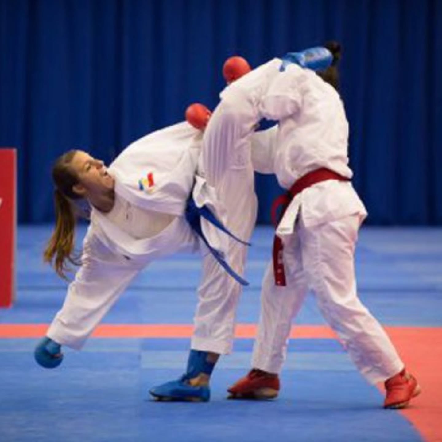 WKF OFFICIAL RULE CHANGES – 2026 SUMMARY
KUMITE
• No kicking a fallen opponent(only hand techniques allowed)
• Zanshin required after scoring (turning your back or falling may cancel points)
• Light contact clarified:
– Hand techniques: up to ~5 cm
– Kicks: up to ~10 cm
• No Jogai penalty if you score before stepping out
• No double penalty (If your opponent scores a valid point and you stepped out: you do not receive a Jogai penalty for stepping out, only the opponent’s point will be awarded)
• Faster & clearer video review system (coaches’ can choose 1, 2, or 3-point challenges)
• Excessive celebration is prohibited (over-the-top reactions or theatrical displays may be penalized)
EQUIPMENT & UNIFORMS
• Altered or manipulated karate-gi not permitted
• Only approved white WKF karate-gi allowed
• Medical sports eyewear now allowed in kata
• Headgear mandatory for kumite athletes under 14 

COACHES & OFFICIALS
• Coaches cannot act as referees in the same competition year
• National Federation Presidents can no longer register as coaches
• Athlete-coaches must choose to compete OR coach — not both in the same event 
Read more and download the official rule updates here:
🔗 https://www.wkf.net (Go to Competition Rules / 2026 Rules Bulletin) 