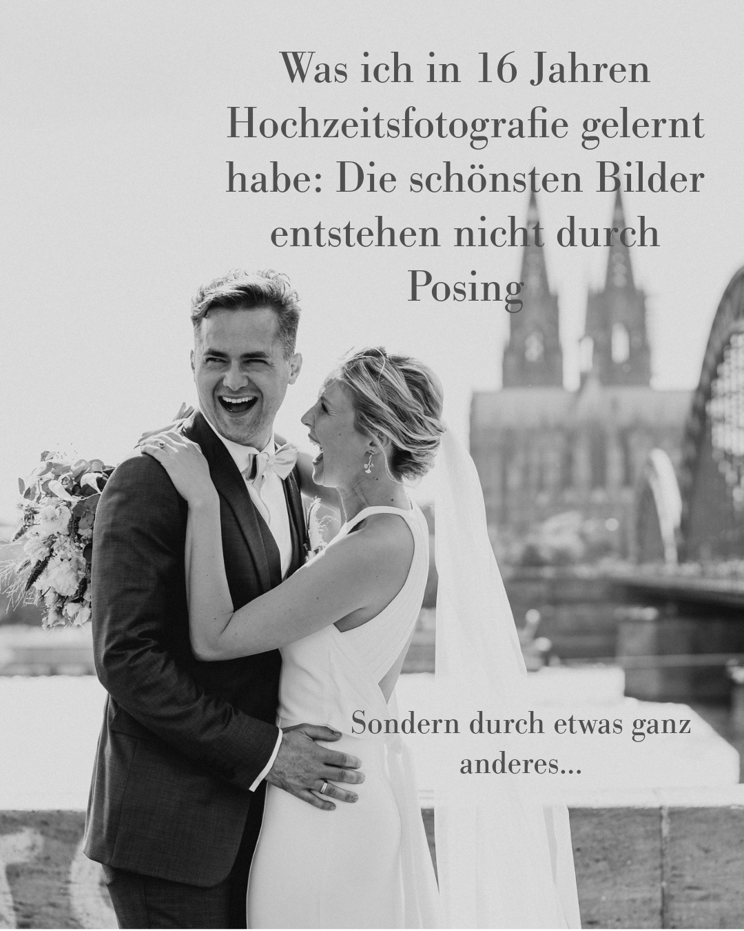 Eure Hochzeit ist kein Fotoshooting – sondern einer der emotionalsten Tage eures Lebens.
Die meisten Paare haben anfangs Sorge, sich vor der Kamera „steif“ oder „unnatürlich“ zu fühlen. Nach 16 Jahren als Hochzeitsfotografin kann ich euch beruhigen: Mein Job ist es nicht, euch in Posen zu drängen, sondern eine Wohlfühlatmosphäre zu schaffen, in der ihr ganz ihr selbst sein könnt.
Was euch bei mir erwartet?
Erfahrung & Ruhe: Mich bringt nach über anderthalb Jahrzehnten nichts mehr aus der Fassung. Ich bin der Fels in der Brandung, wenn es hektisch wird.
Echte Momente: Ich jage nicht nur den Standard-Motiven hinterher. Ich fange die leisen Tränen, das heimliche Händchenhalten und das laute Lachen ein.
Zeitlose Eleganz: Als Portraitfotografin liebe ich Ästhetik, die nie aus der Mode kommt. Keine kurzlebigen Filter-Trends, sondern Bilder, die auch in 40 Jahren noch stilvoll und edel wirken.
Eure Liebe verdient es, in ihrer reinsten Form festgehalten zu werden – ungestellt, elegant und voller Gefühl.
Sucht ihr noch nach der richtigen Begleitung für euren großen Tag?
Schreibt mir eine Nachricht oder klickt auf den Link in der Bio für einen Einblick in mein Portfolio. Ich freue mich darauf, eure Geschichte kennenzulernen!
#Hochzeitsfotografie #WeddingPhotography #ZeitloseEleganz #Portraitfotografin #EchteMomente #Hochzeitsplanung2026 #WohlfühlVibe