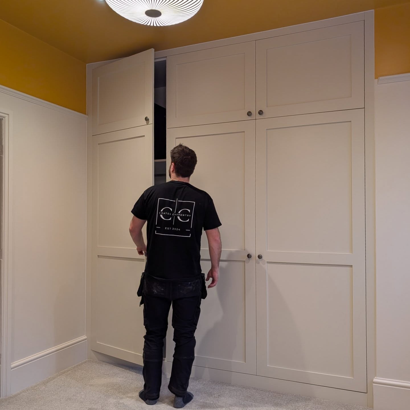 The last project for 2025. This was making use of an awkward space in an upstairs bedroom which covers a Comms unit, hot water tank and manifold system within the property which was installed when the house was renovated.
Trying to utilise the space as much as possible creating an upper storage locker with additional internal storage and hanging rail for coats & jackets. Complete with series of tall shaker doors.
This makes for a tidy & thought-out bespoke solution.