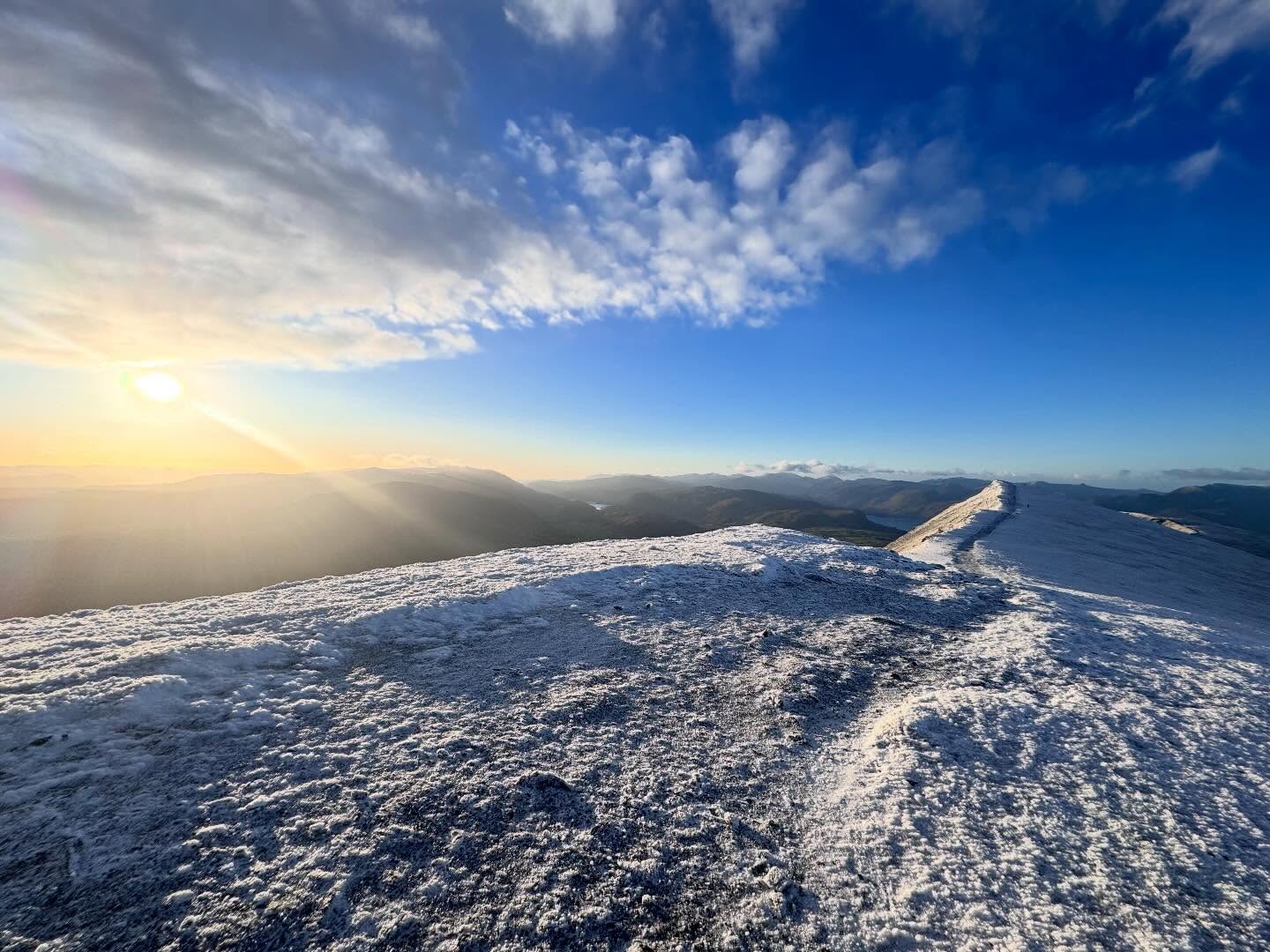 With the snow meaning we’ve had to reschedule events this weekend ❄️
Take a moment to dream ahead… 2026 adventures, first YTO trips, big challenges and memories waiting to be made 🥾🧡
If you’ve been hovering over the book button — this is your sign ✨
https://www.yorkietalkies.co.uk/
#getoutside #YTO #guidedwalks #adventure