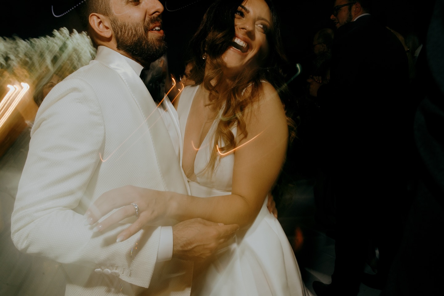 A celebration that felt cinematic from beginning to end.
From candlelit dinners to packed dance floors, every frame tells a story worth remembering.
We live for weddings that feel this effortless and look this beautiful.
#torontoweddingplanner #luxurywedding #editorialwedding #ontarioweddings #weddingstoryteller
vendor list
@flofoto.ca
@bypeterandpauls
@universal1982
@cocobycoverscouture
@ammotion_cinema