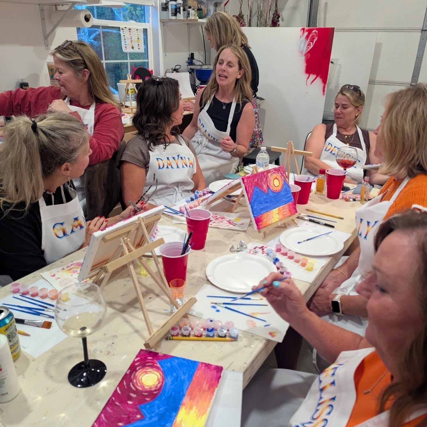 When cousins travel from all over to reunite in the Colorado mountains… They paint together 🏔️🎨
I designed a custom mountain-inspired painting just for their event (plus aprons!), and the night was filled with laughter, stories, and creativity 💛
Private parties + custom artwork?
Yes please ✨
#paintcreateconnect #coloradoart #paintparty #creativecommunity #coloradolife
