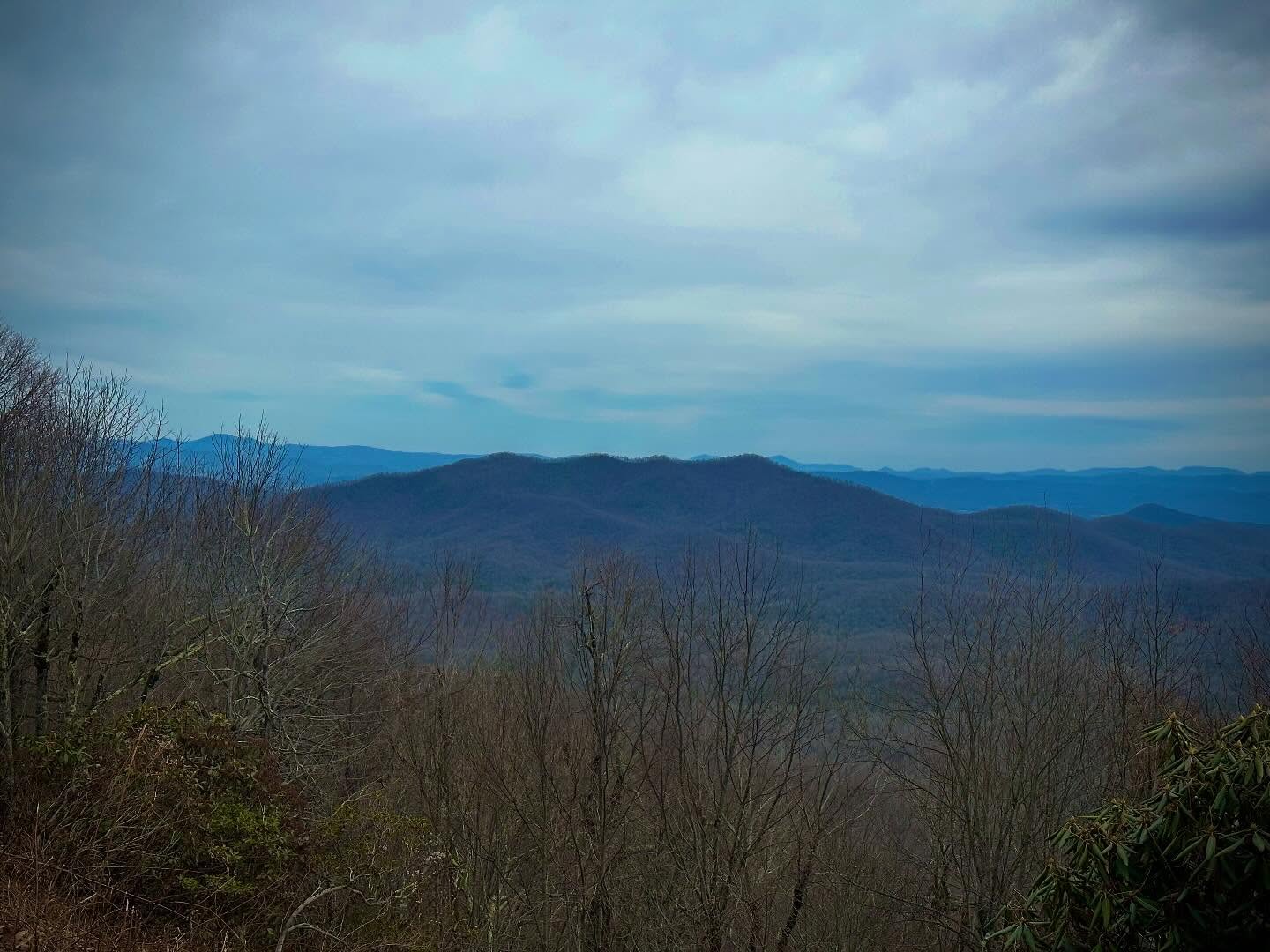 The Blue Ridge Mountains #northcarolina #blueridgemountains #adrivewithaview #janecampart