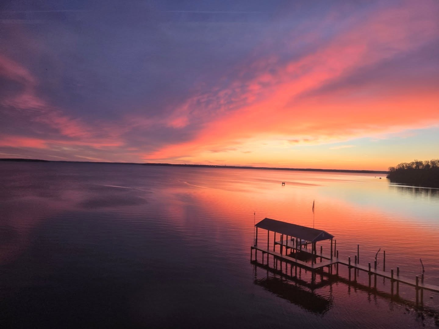 33ºF #sunrise
#whenonthetrain