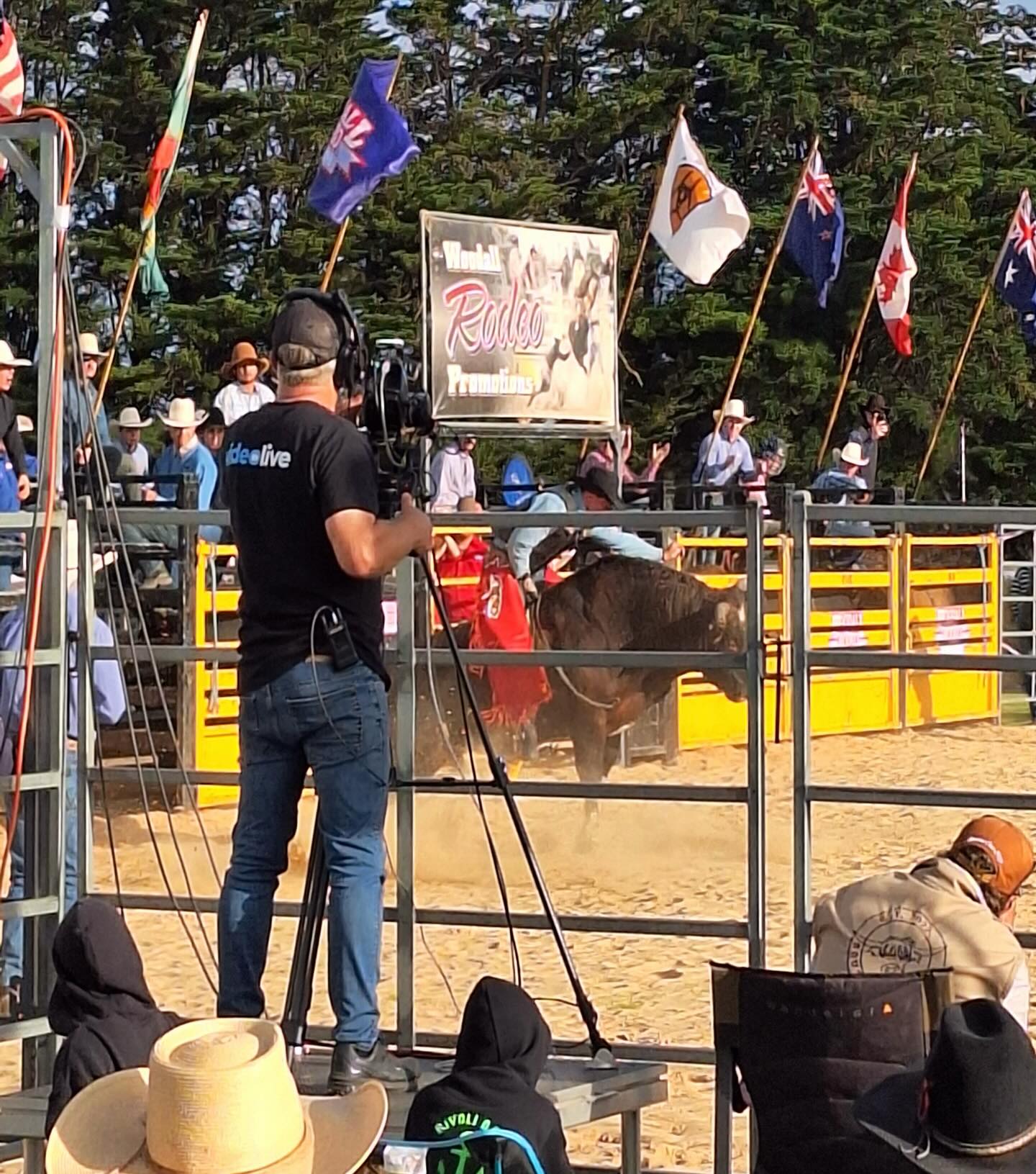 Always a pleasure working alongside the @screenshotled team, delivering high-quality content for their LED screen.
Last night we teamed up for the Hatherleigh Rodeo, which was an outstanding event. We provided multi-camera live coverage that showcased the action, enhanced by slow-motion replays and graphics all in real time to the awesome ScreenShot Big Screen that was ring side. Itās was fantastic atmosphere from a packed crowd, made even better by ideal conditions throughout the night.
#live #liveatream #multicamera #rodeo #bigscreen