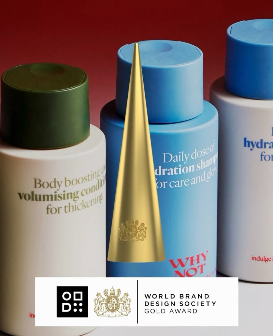 WHY NOT kammar hem GULD i World Brand Design Society Awards (WBDS) – ett av världens mest prestigefyllda internationella designpris inom varumärkes- och förpackningsdesign.
Utmärkelsen tilldelas WHY NOT professionella hårvårdsserie, där designen hyllas för sitt starka visuella uttryck, sin tydliga identitet och sin premiumkänsla. #salongengelbrektsgatan12 #lillatorg #frisör #wbdsawards #goldwinner @hairbytanyaswe @jandy.1981 @fashionavesweden