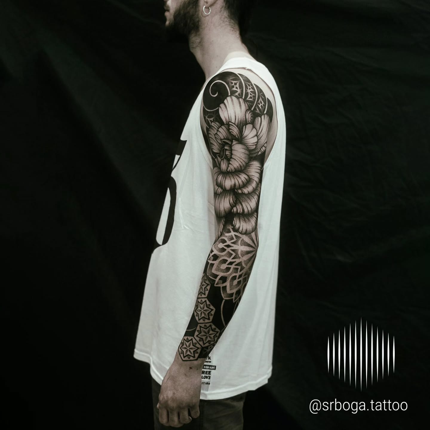 Meet the team at Future Ink Tattoo & Supply
5251 Broadway Oakland California bay area
- Boga @srboga.tattoo geometry, Japanese, blackwork
- Essie @essie.tattoos ornamental, color specialist
- Rachel @hecate_giavasis esoteric, geometry, blackwork
- Hira @hiralupe_tattoo dark botanical, illustrative, blackwork
Kevin @kevinligabue Japanese patterns, geometry, blackwork, blackout