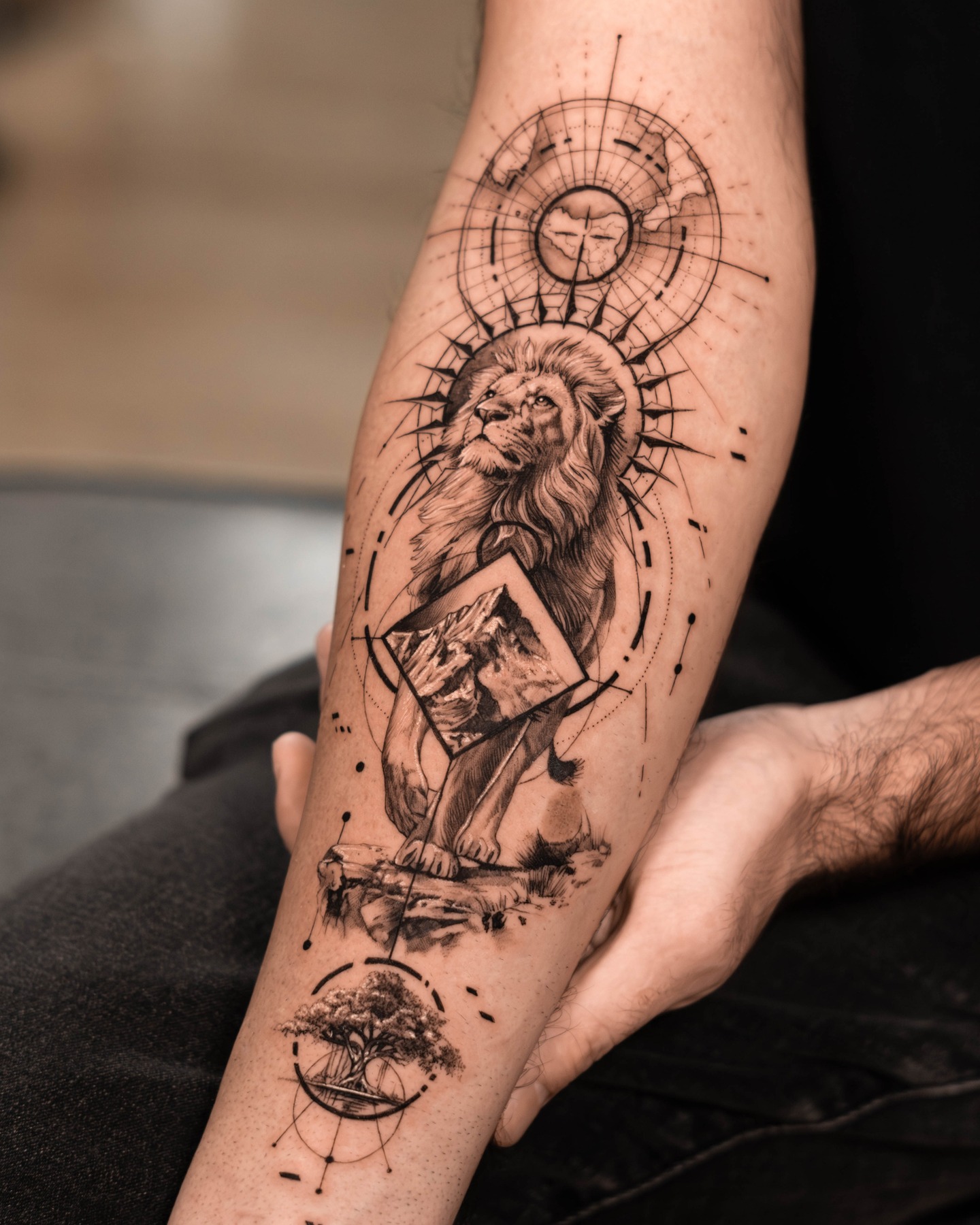 A story of perseverance, formed through identity, past experience, and beliefs held close. Courage
invites us forward, while roots remind us where we stand.
Thank you for the trust and the time shared. It was a pleasure learning your story and translating the echoes of experience and heritage into something lasting. May the new year meet you with growth, peace, and purpose.
For those interested in beginning a project of their own, feel free to reach out by e-mail. Iām currently accepting appointments for February and onward. More info can be found in bio.
PETER / YPTATTOOS
#freshtattoo #microtattoo #conceptual #narrative #moderntattoo #torontotattoo #inkoftheday #finelinetattoo #geometrictattoo #lamanigancetoronto