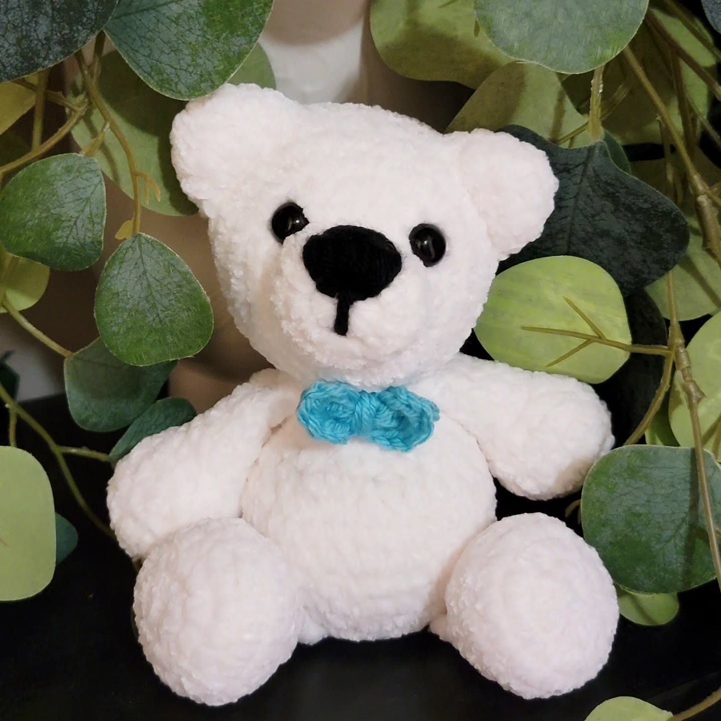 Bear-y nice to meet you adventurer! I can't wait to see what waits for us our journey 🐻
Pattern by @the_crochet_code
#teddybear #amigarumi #handmade #crochet #smallbusiness