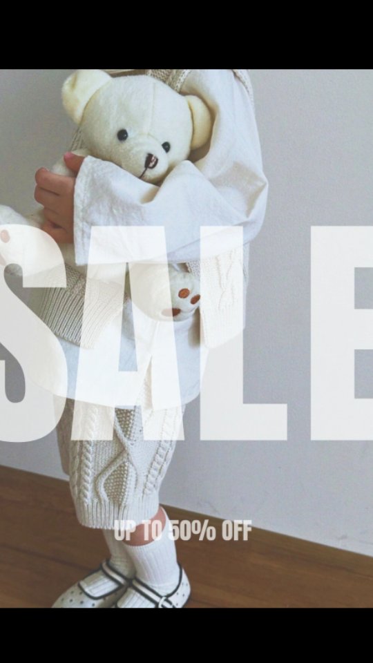 SOLDES# SOLDES #SOLDES
Jusqu'à -50%
Sur une sélection d'articles