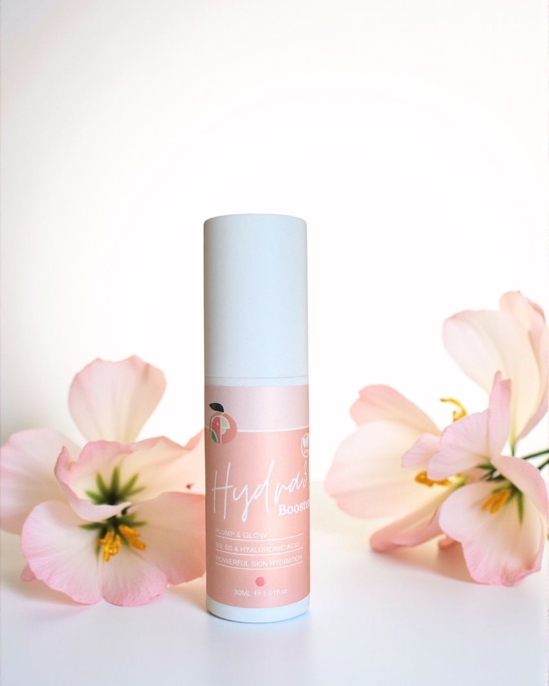 Hydra3 Booster is the big drink of water your skin wishes it could order on tap
If your skin feels tight, dull, makeup sits weird, or you’ve got that dry, crinkly look that comes from dehydration (not age) this is your step that changes everything.
Hyaluronic Acid is the hydration magnet. It pulls water into the skin to help it look plumper, smoother, and more bouncy. (Hot tip: it works best when you apply it to slightly damp skin, then seal it in with moisturiser.)
Vitamin B3 (Niacinamide) is your calm + strengthen vitamin. It supports the skin barrier, helps reduce redness and irritation, and can visibly improve uneven tone and the look of enlarged pores over time.
Vitamin B5 (Panthenol) is the comfort blanket. It helps soothe, soften, and support repair - perfect when your skin is feeling sensitive, stressed, or a little reactive.
How to use: after cleansing, apply Hydra3 Booster (damp skin is best), then follow with your moisturiser to lock in that hydration. Morning and night. Easy. Consistent. Very peachy.
Dehydrated skin doesn’t need punishment, it needs support.
Comment HYDRA and I’ll tell you exactly how to layer it for your skin type
#peachfaceskincare #hydratedskin #hyaluronicacid #niacinamide #panthenol #vitaminb3 #vitaminb5 #skinbarrier #glowyskin #dewydreamy #proageingskincare #brisbaneskincare #tarragindi #holisticskinhealth #dryskinhelp