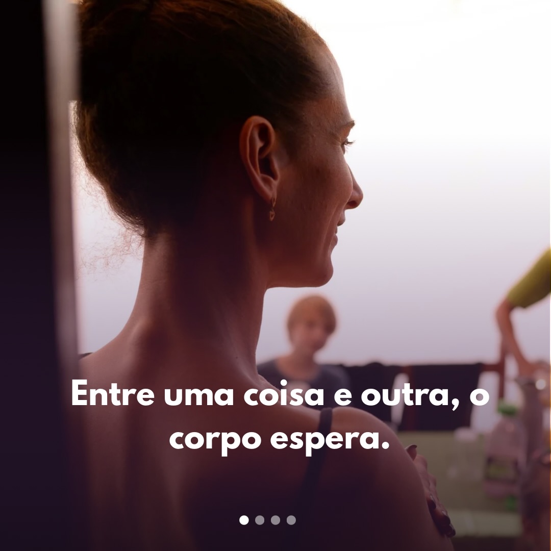 Entre tarefas e rotina, o corpo existe silencioso.
Quando se move, algo se acalma, se ajeita, se reconhece.
Já pensou em voltar a DANÇAR — ou começar agora — mesmo adulta?
No nosso espaço, ballet e jazz são para todos os corpos e ritmos 💜
#balletadulto #jazzadulto #dance #rotinasaudável #picarras #balneariopiçarras