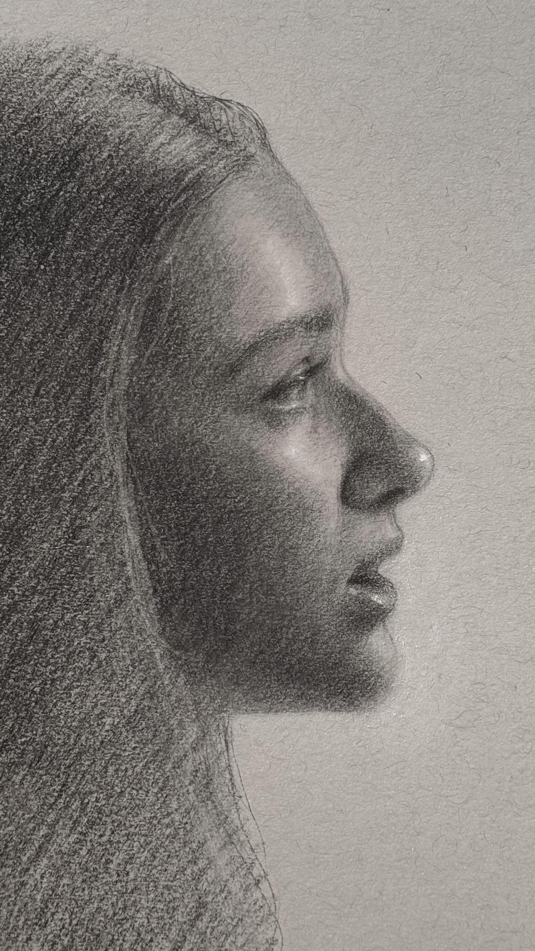 Here’s a fun little sketch I did of @aimee.carty_music! It was done in small chunks of time I found between loads of laundry, school pick up, and sitting in the gymnastics lobby. I love the ease of picking up a pencil even for a short amount of time and having a moment of calm within a chaotic season of life! I put Aimee’s music in this reel because I alternated between my Pride and Prejudice audio book and her lovely songs for the whole of this sketch- and you can’t help but be in a happy mental space when creating with that in the back ground! Thank you Aimee for your encouraging songs which keep me company, and for allowing me to draw you! 🤍
Ps- I also used this sketch to test out some new drawing supplies (thank you @generalpencil) and you overwhelmingly voted that you want to hear about them so more on that soon! Follow if ya want to hear about my niche thoughts on erasers! 😆
#emilyfossumart #charcoalsketch #artistmom #generalpencil #newartsupplies