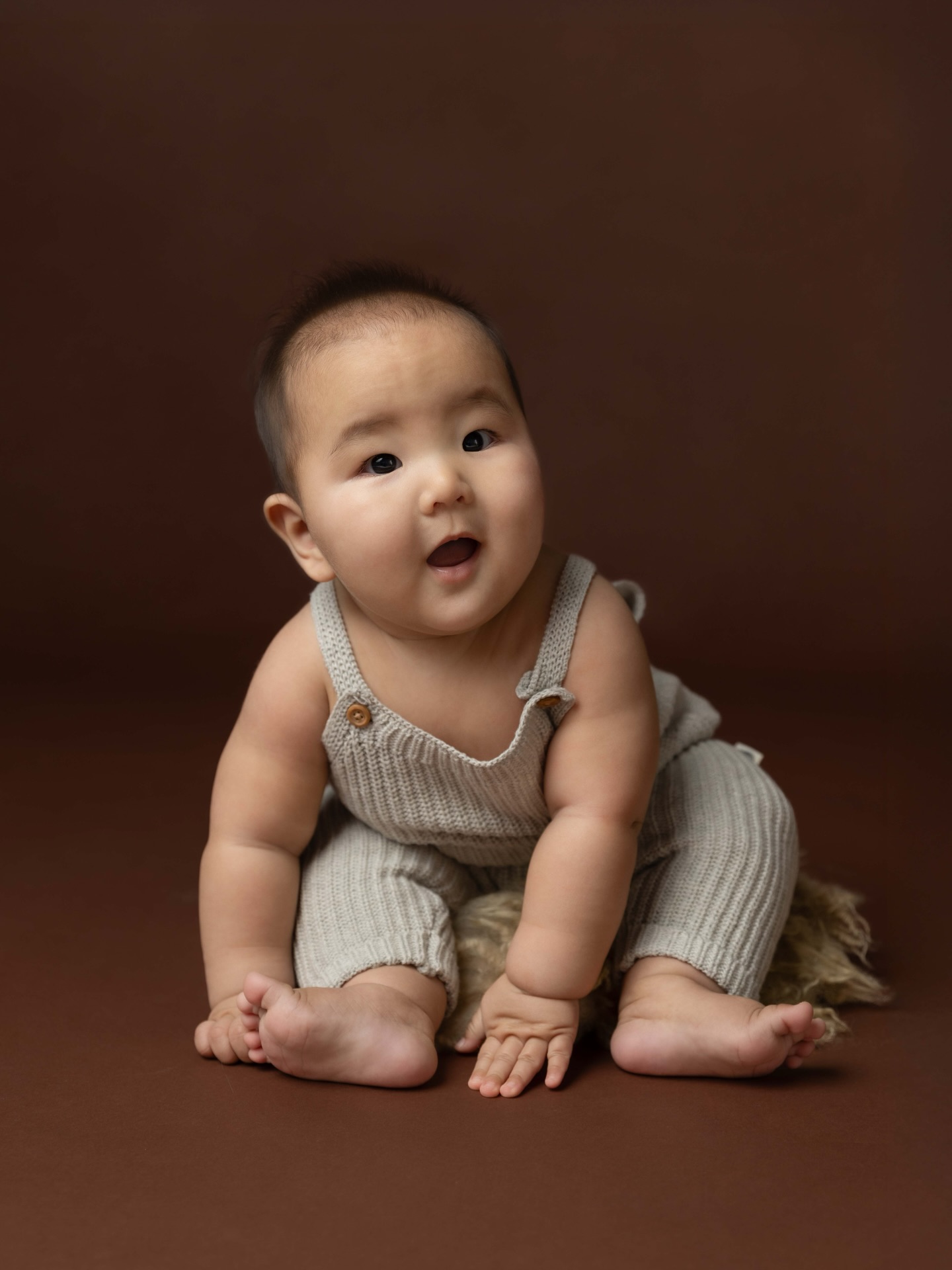 6-Month Sitter Sessions for Your Little Adventurers in Calgary, AB
#calgarybabyphotographer #calgarynewbornphotographer #bestphotographercalgary #yycnewbornphotographer #yycfamilyphotographer