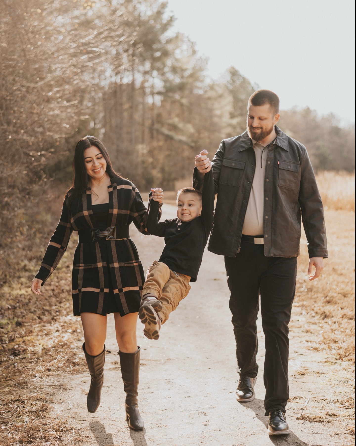 Nothing makes me happier than a fun family session! 🤩