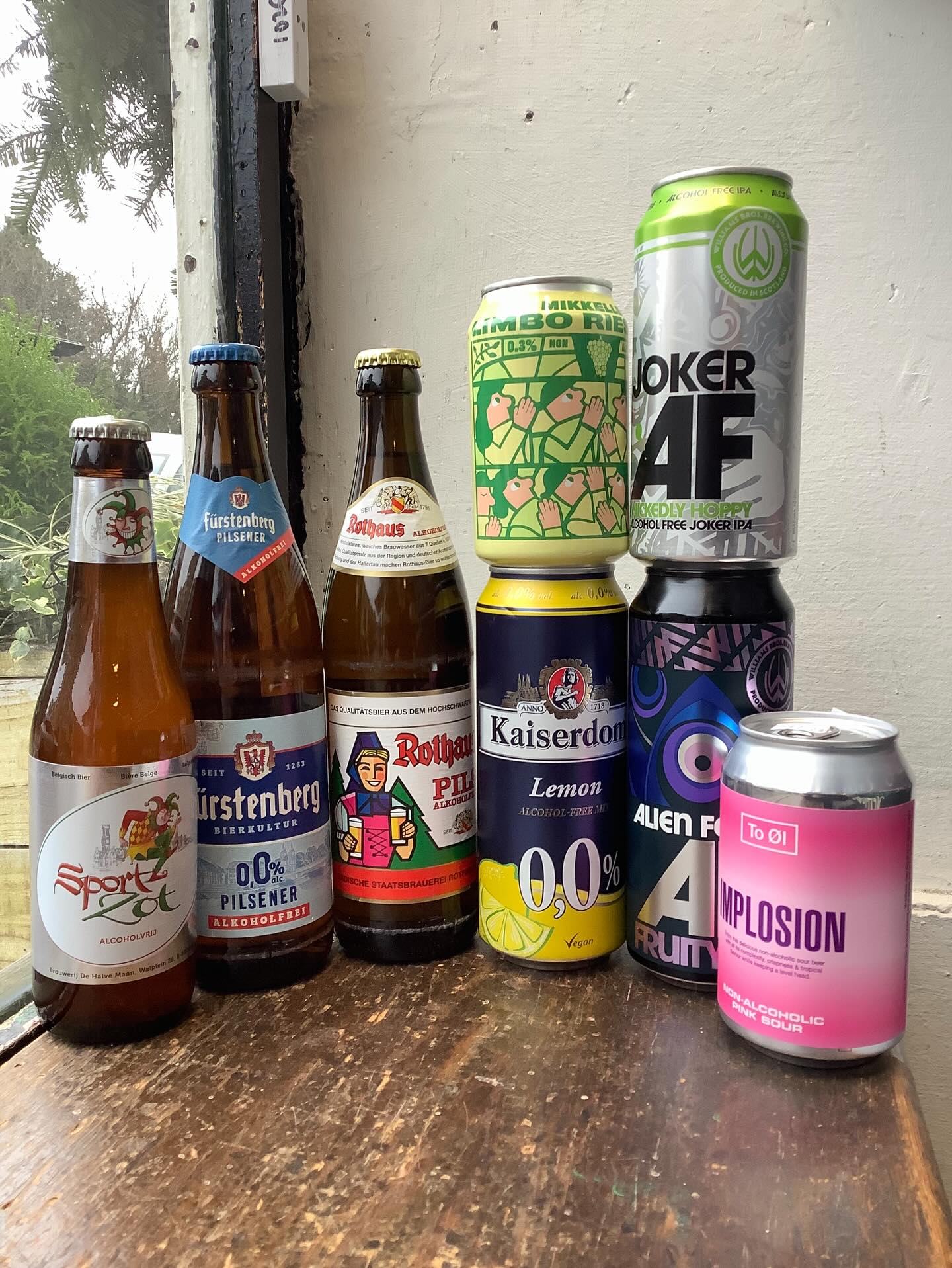 DOING DRY JAN…? NO PROBLEM! WE’VE GOT YOU COVERED!
We have an entire range of alc free booze waiting for you!
- A range of German and Belgium beers as well as craft alc free options!
- Alc free wine from Fizz (white and rose), red, white and funky natural stuff!
Who knows… some of these items may become your fav go tos!
Have a happy Jan! We are back to our regular opening times so come in and have a browse!