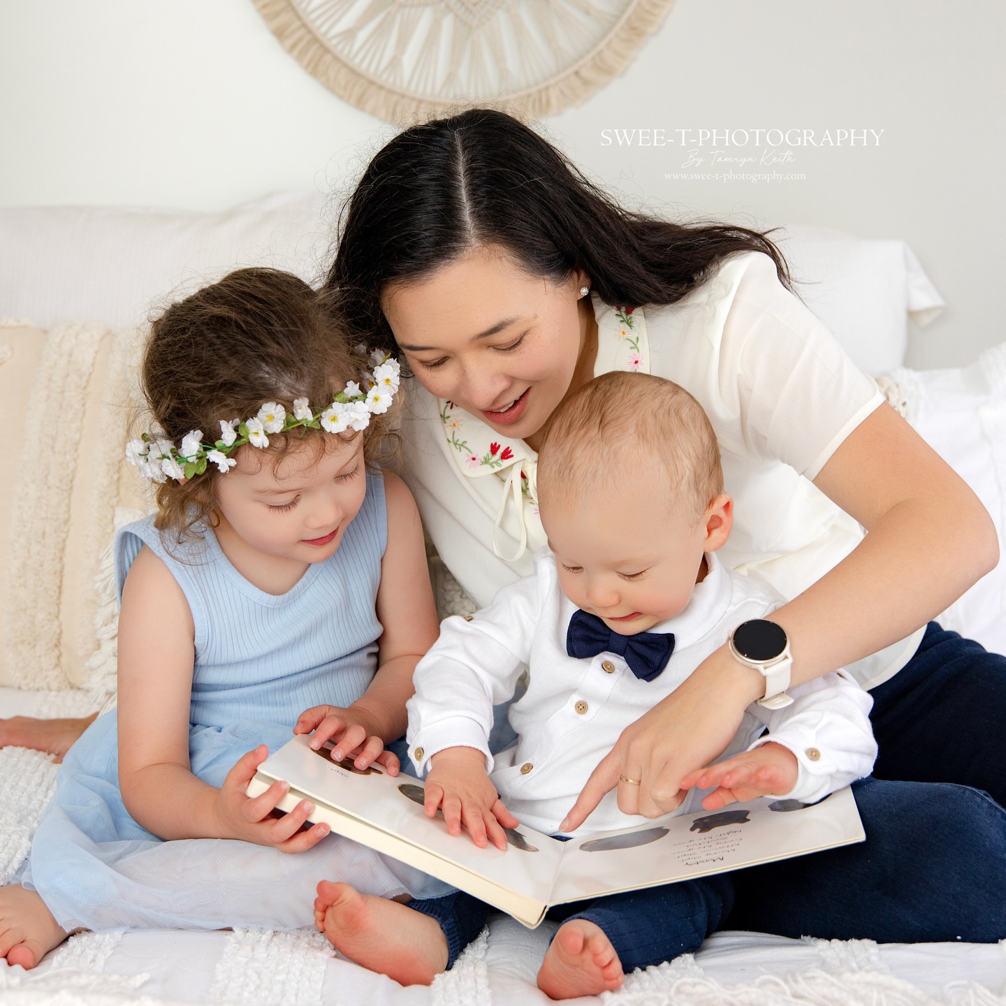 A sweet little sneak peek of the family moments from William’s complimentary one year session 🤍
Did you know selected newborn packages include a complimentary one year portrait sitting? Because these milestones deserve to be remembered.
© 2025 Swee-t-Photography Barossa’s Newborn Photographer
https://www.instagram.com/swee.t.photography/
www.swee-t-photography.com
#barossanewbornphotographer #barossanewbornphotography #barossababyphotographer #barossamaternityphotographer #barossastudio