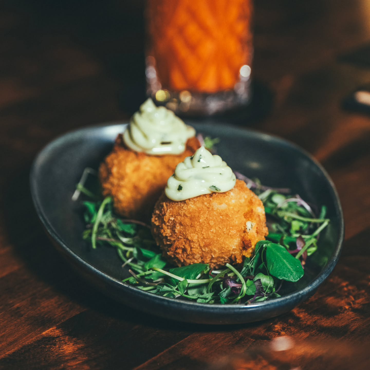 ✨ Cozy and craveable—this is comfort food you’ll keep thinking about long after the plate is cleared.
Golden and irresistibly crispy on the outside with a velvety-rich center.
Our Squash Croquettes are made with winter squash, chèvre fish mix, panko, and finished with basil aioli. 🤍
❗ Remember: $3 OFF all appetizers every day during Happy Hour from 4–6pm.
#Est1864
#BozemanEats
#HappyHourBozeman
#ComfortFood
#AppetizerLove