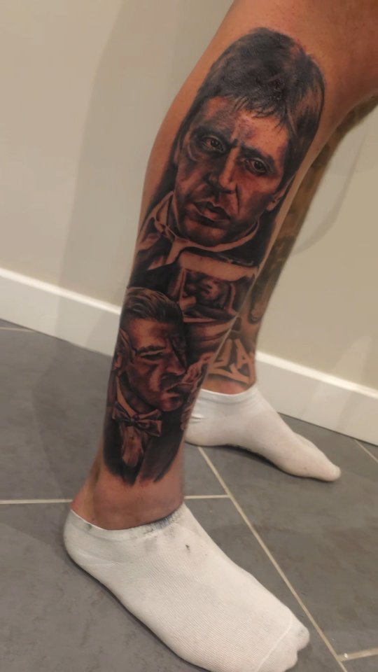 GANGSTER LEG SLEEVE
Good start to my bro's leg sleeve!
Loads of movie and TV gangsters to add to this one!
📍Elmswell, Bury St Edmunds
#tattoo #legsleeve #gangster #arthurshelby #scarface