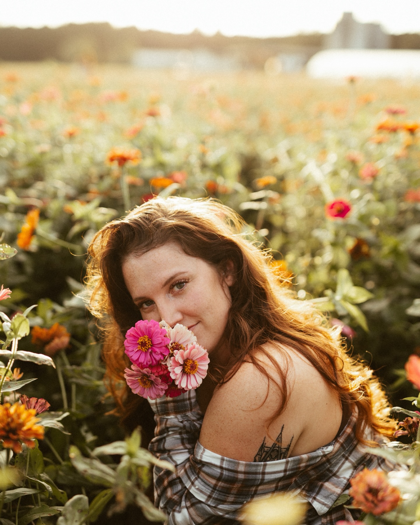 This weeks warm weather has me reminiscing on summer days spent in the wildflowers 💐🌸 I cannot wait to capture more with this scenery this year ✨