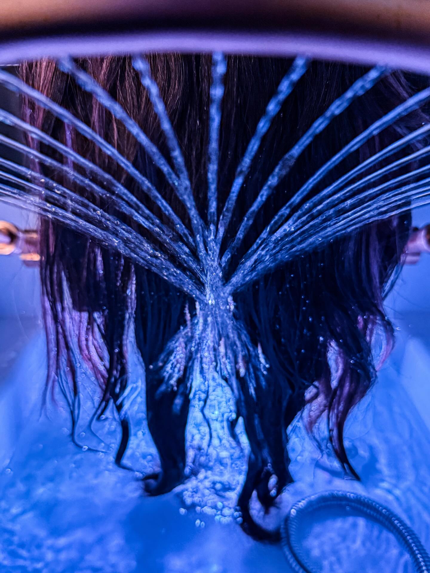 Close your eyes… imagine warm water, gentle scalp massages, calming aromas, and total relaxation from the moment you lay down. Our Head Spa is designed to melt away stress, nourish your scalp, and leave you feeling refreshed, balanced, and glowing 🤍
✨Book your Head Spa session online through our booking link (link in bio)
#capecoralsalon #headspa #fortmyerssalon #swfl