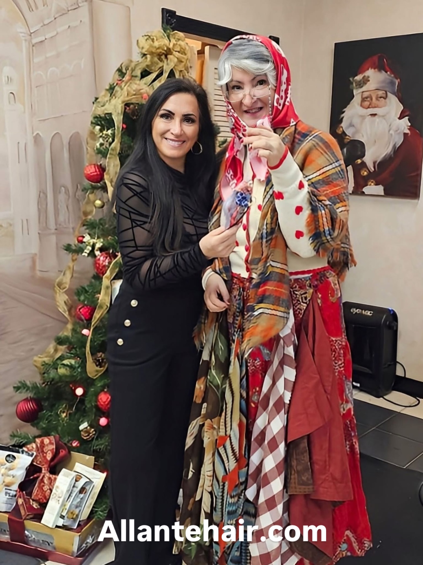 🧹✨ La Befana herself made a salon visit!
Only I would have an Italian holiday legend stop by for an appointment 😄
“When La Befana flies in for her hair appointment… you make room in the chair!”
“Even Italian folklore knows where to go for great hair.”
“La Befana came for the magic—left with great hair.”
A little old-world Italian charm mixed with modern salon magic… only at Allanté Hair Designs & Spa Viviana Altieri Mondo Italiano @theitalianradiohour @istitutomondoitalianousa @viviana.altieri