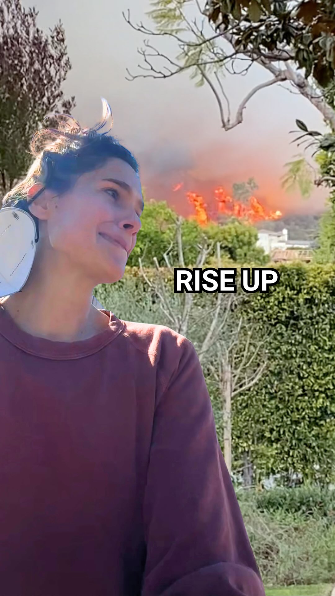 One year ago, so much devastation
A loss too heavy to carry
So every day I let go
And then let go some more
It’s the oddest dichotomy
What I see in front of me: ash and rubble
But when I close my eyes
All the memories, the moments come alive
It’s a comfort to know I can close my eyes and revisit home anytime ❤️
#palisadesfire #lossjourney #riseup #fromtheashes #californiafires