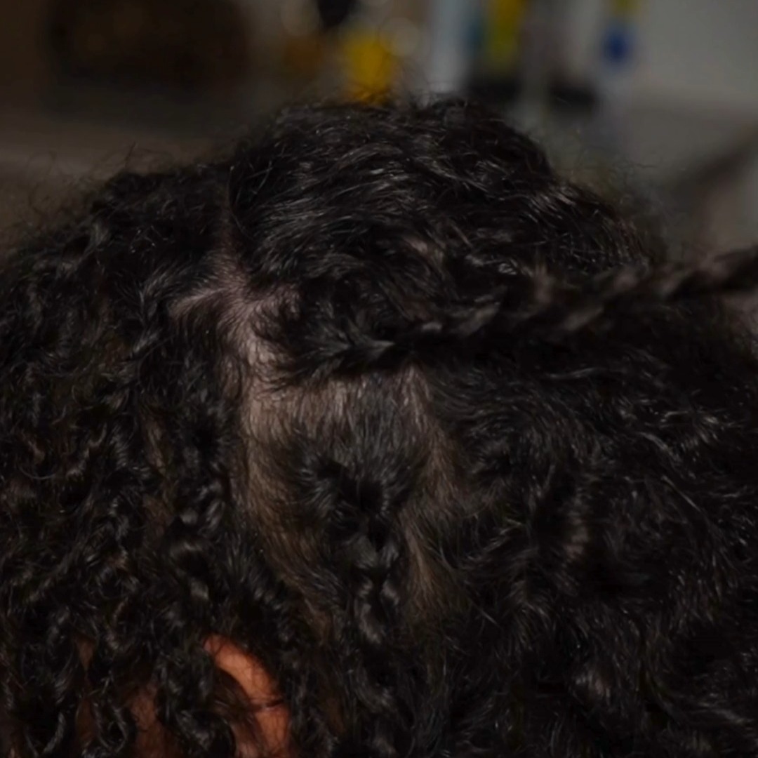 Slow takedown, calm hands, client-care.
#GentleHands #HairProfessional