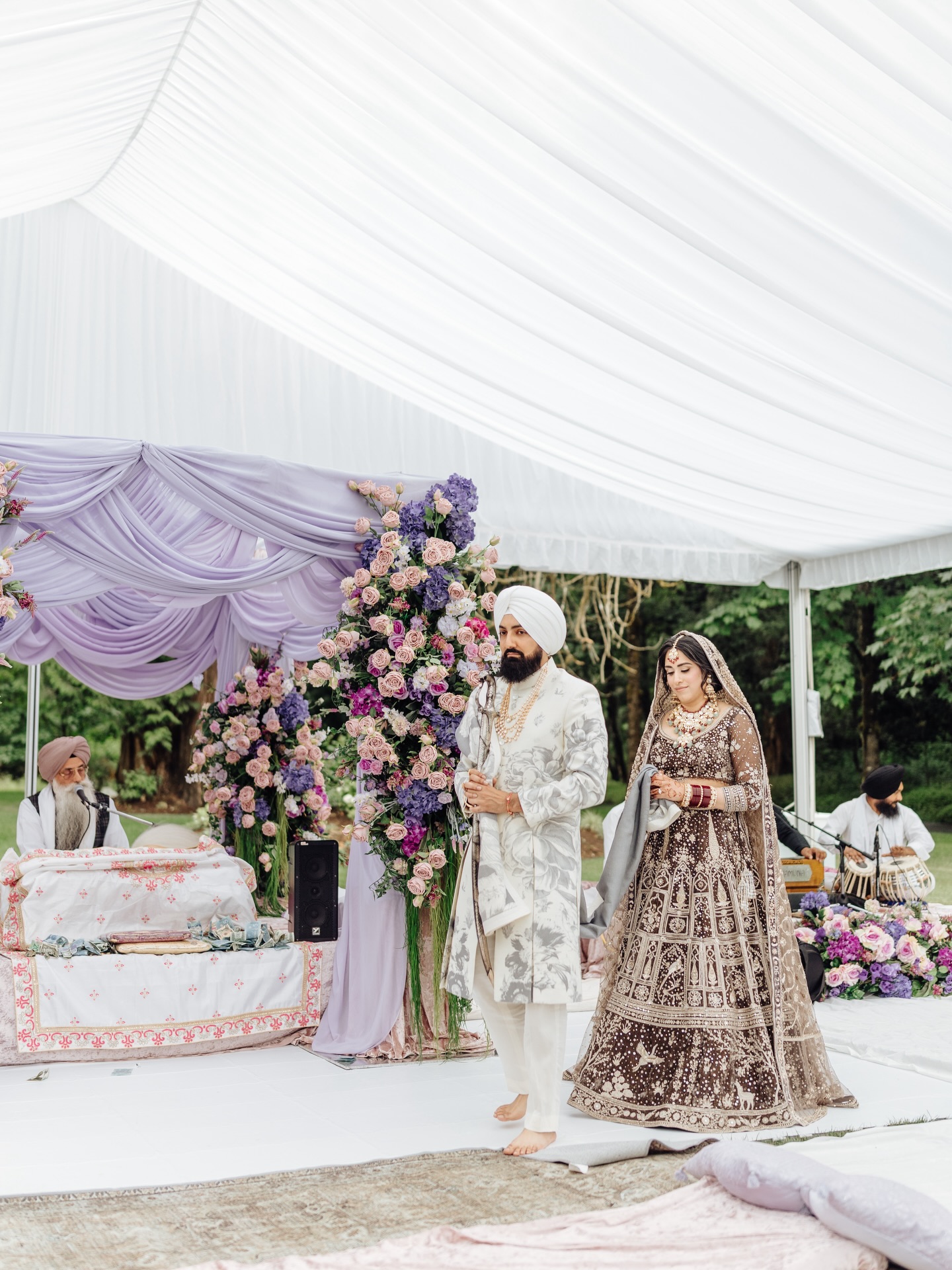 Love looks pretty when every detail tells a story 🪷💜
We were honoured to bring this celebration to life through thoughtfully curated wedding & reception décor, blending timeless neutrals, with soft romantic tones of lavender, purple and mauve
Creating a truly magical atmosphere.
So grateful to collaborate with such an incredible creative team to make this day unforgettable.
Thank you @pashionconsulting for trusting us to bring your vision to life
Wedding & Reception Decor: @universaldecor
Bridal Styling + Aesthetic Curation: @pashionconsulting
Bridal trousseau: @matsyaworld
Brides jewellery: @raabtabyrahul
Grooms outfit: @rohitbalofficial
Grooms jewellery: @herfashionvault
Kaliras: @kalirasbymrinalinichandra
Hmua: @aquarius_art81
Photo: @varsolavisuals
Video: @lionframefilms
Grooms sword: @maharajaturban
Coordinator: @eventiveplanning
Wedding location: @willoughby_estate
#theysaidyes #mrnandmrs #indianweddingwear #bridalstylist
#bridalstyling rohitbal matsya vogueindia bridesindia
wedmegood indianbridaljewellery couture bespoke