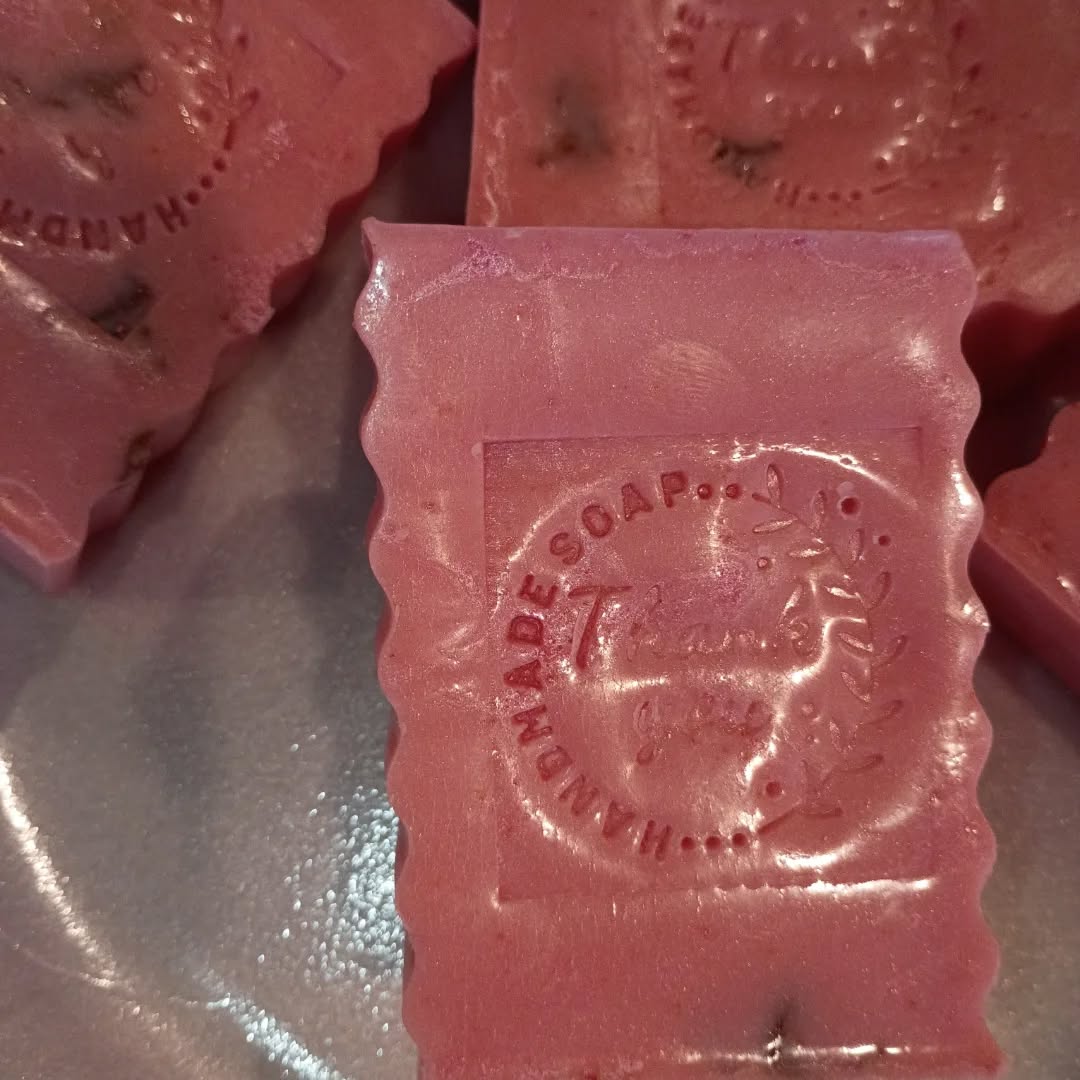 My New Bar Soap 🫧🧼 100% Natural Ingredients Strawberry Vanilla Soap! With Stamp Logo Handmade. I'm starting out But Looks good for a begginers. Always melt the Base on Low heat!! #handnadesoap #forsalebyowner These are my Bigger size there $14 each small is $5.99