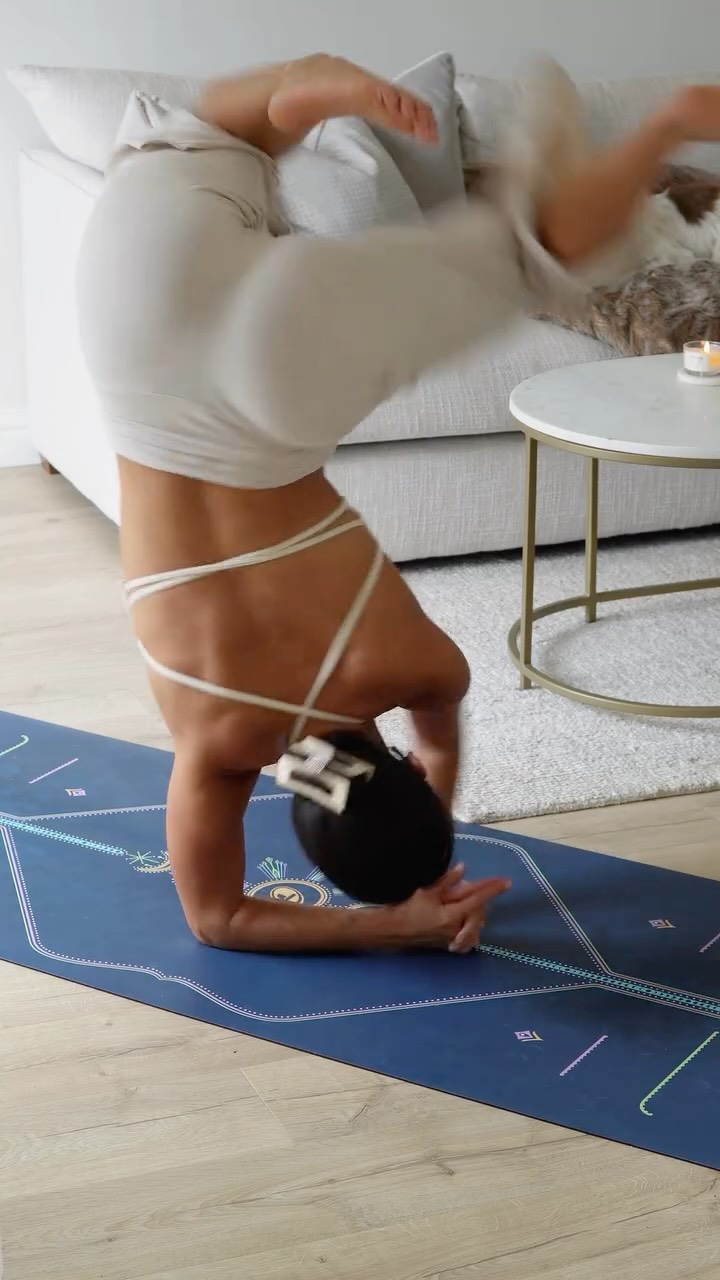 There is so much peace in not needing to be perfect😌 #yogapractice