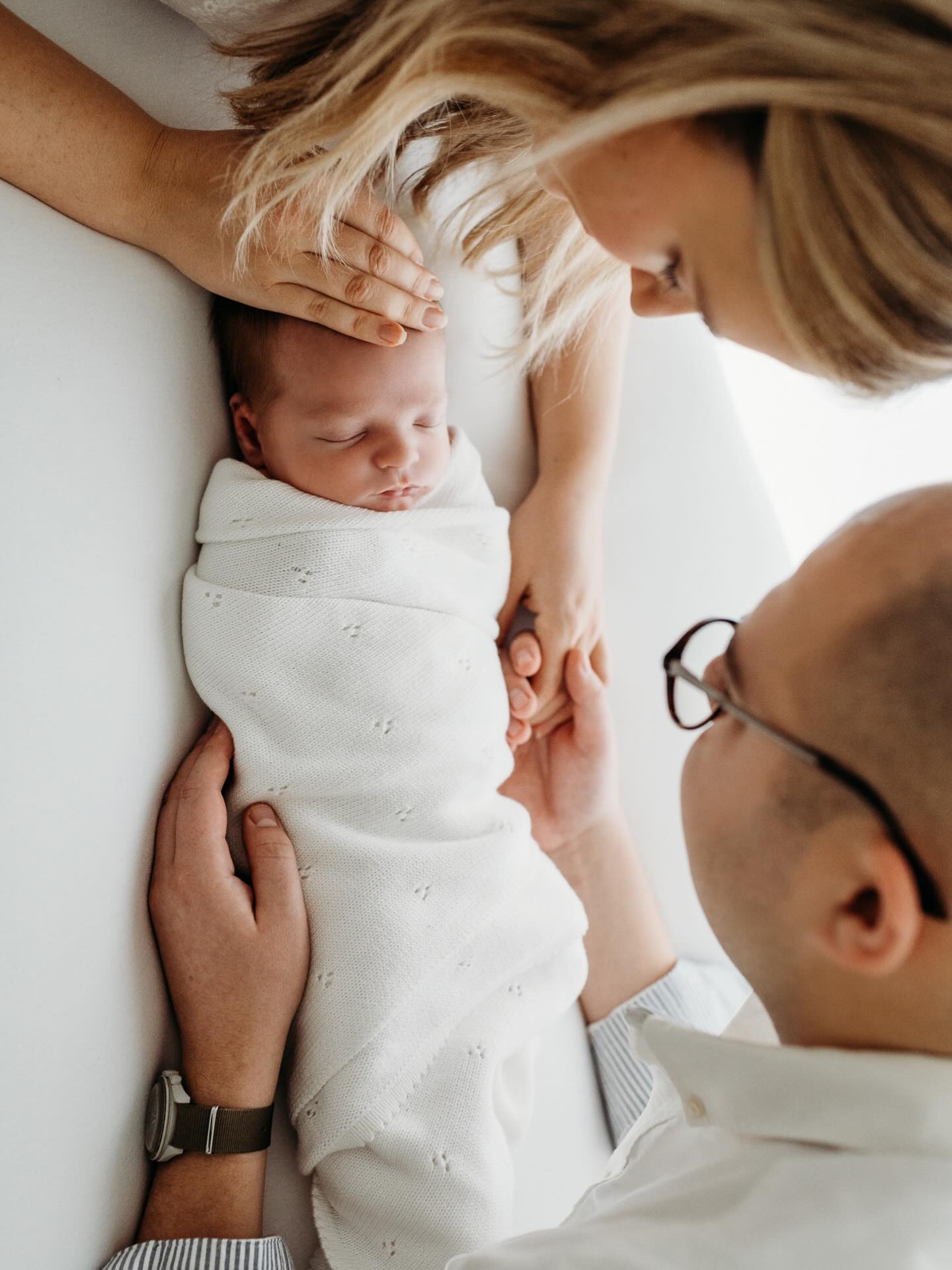 Working away getting the last three pre-Christmas galleries out to my lovely patient clients. One thing I promise is that it’s always worth the wait!
As my 12 year old daughter tells me often, “beauty takes time”!